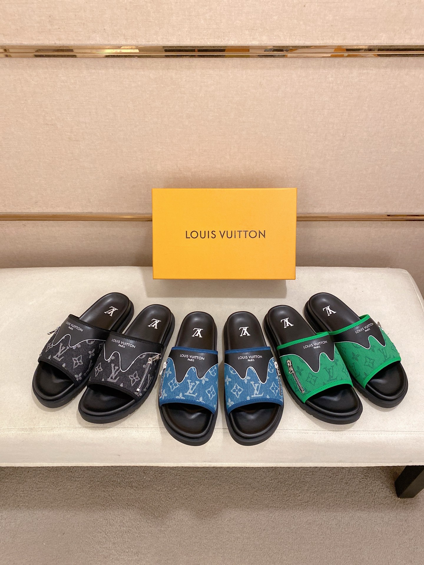 LV 高仿 男款 Monogram拖鞋 黑色拉鍊潮流款| 6 LV 高仿 男款 Monogram拖鞋 黑色拉鍊潮流款
