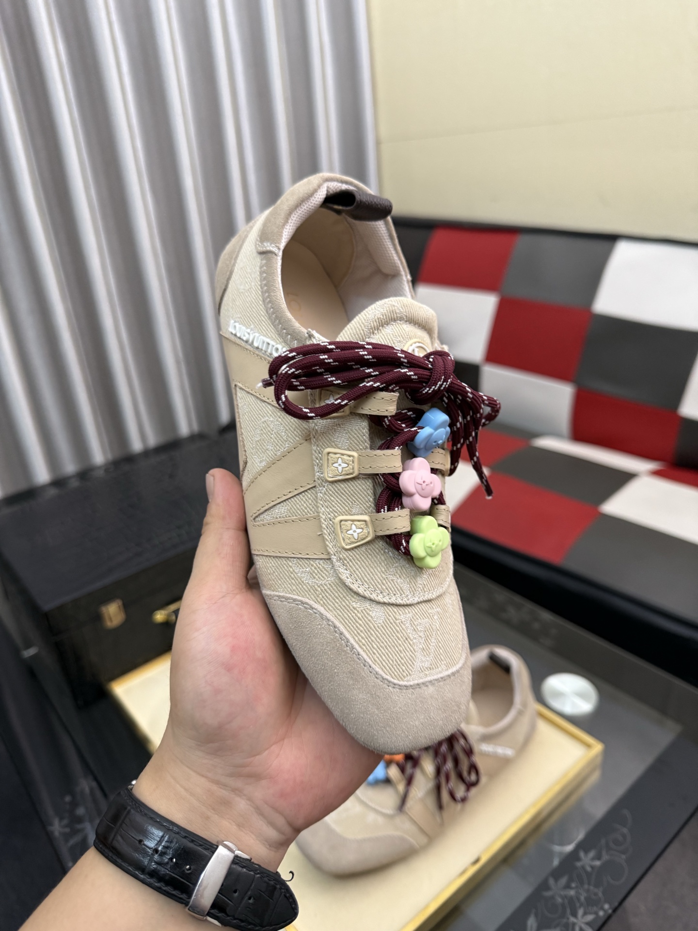 LV原單米白色Monogram復古休閒鞋 精品運動鞋女款百搭設計| 12 LV原單米白色Monogram復古休閒鞋 精品運動鞋女款百搭設計