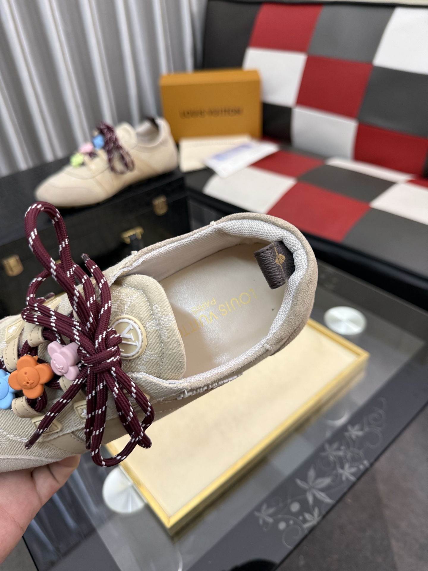 LV原單米白色Monogram復古休閒鞋 精品運動鞋女款百搭設計| 8 LV原單米白色Monogram復古休閒鞋 精品運動鞋女款百搭設計