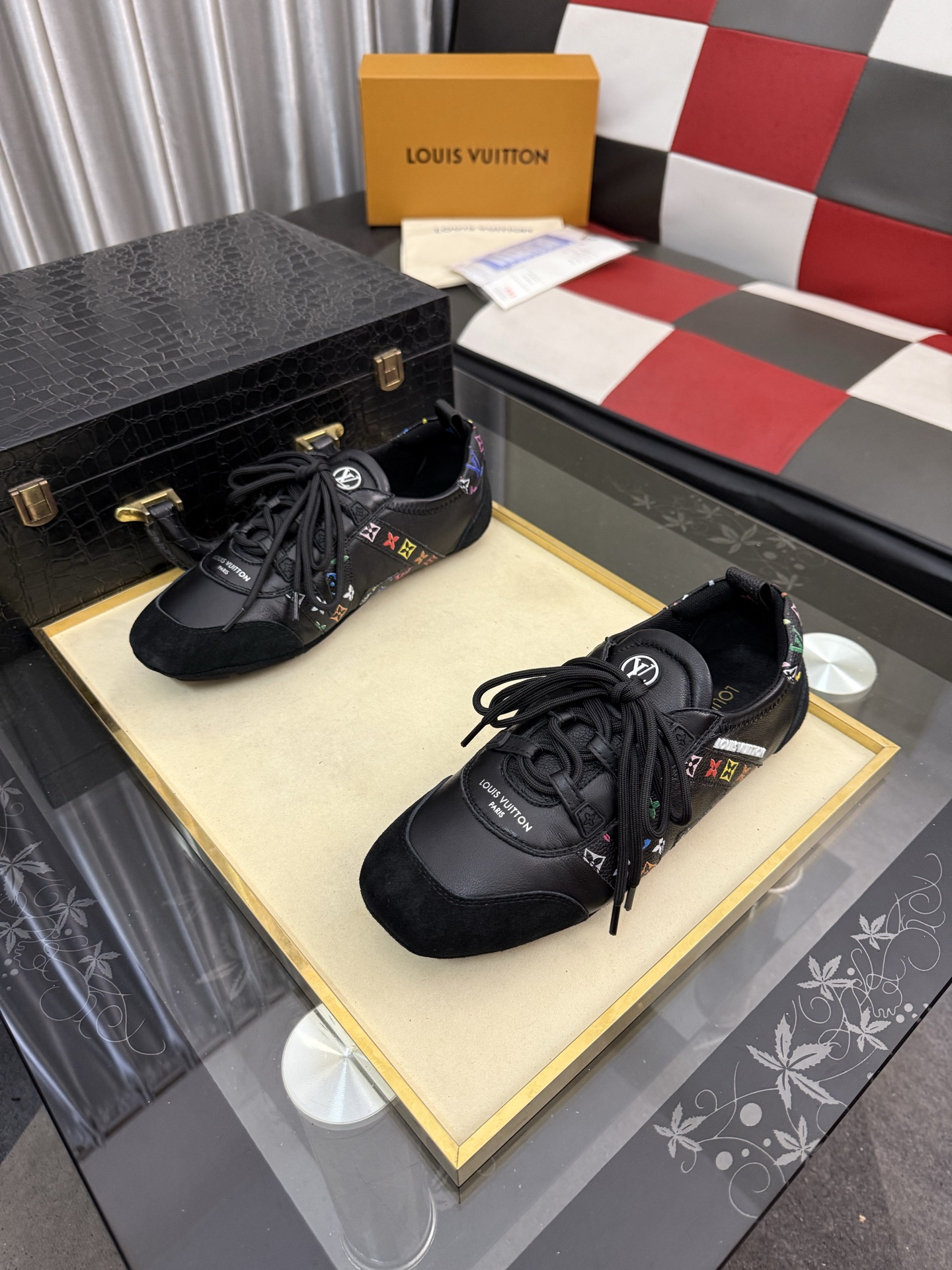 LVA貨黑彩Monogram復古休閒鞋 個性潮流運動鞋男女百搭鞋款| 14 LVA貨黑彩Monogram復古休閒鞋 個性潮流運動鞋男女百搭鞋款