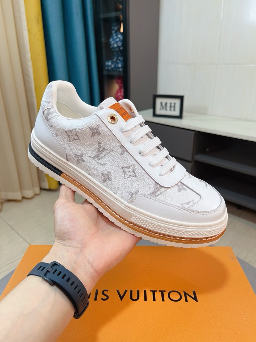 LV 高仿白色Monogram休閒鞋 百搭低筒運動鞋| 13 LV 高仿白色Monogram休閒鞋 百搭低筒運動鞋