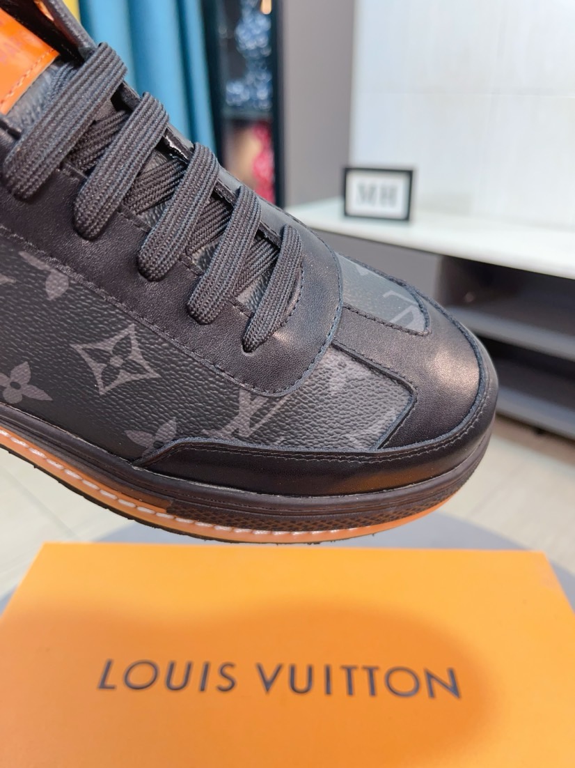 LV 一比一黑色Monogram休閒運動鞋 精品百搭鞋款| 9 LV 一比一黑色Monogram休閒運動鞋 精品百搭鞋款