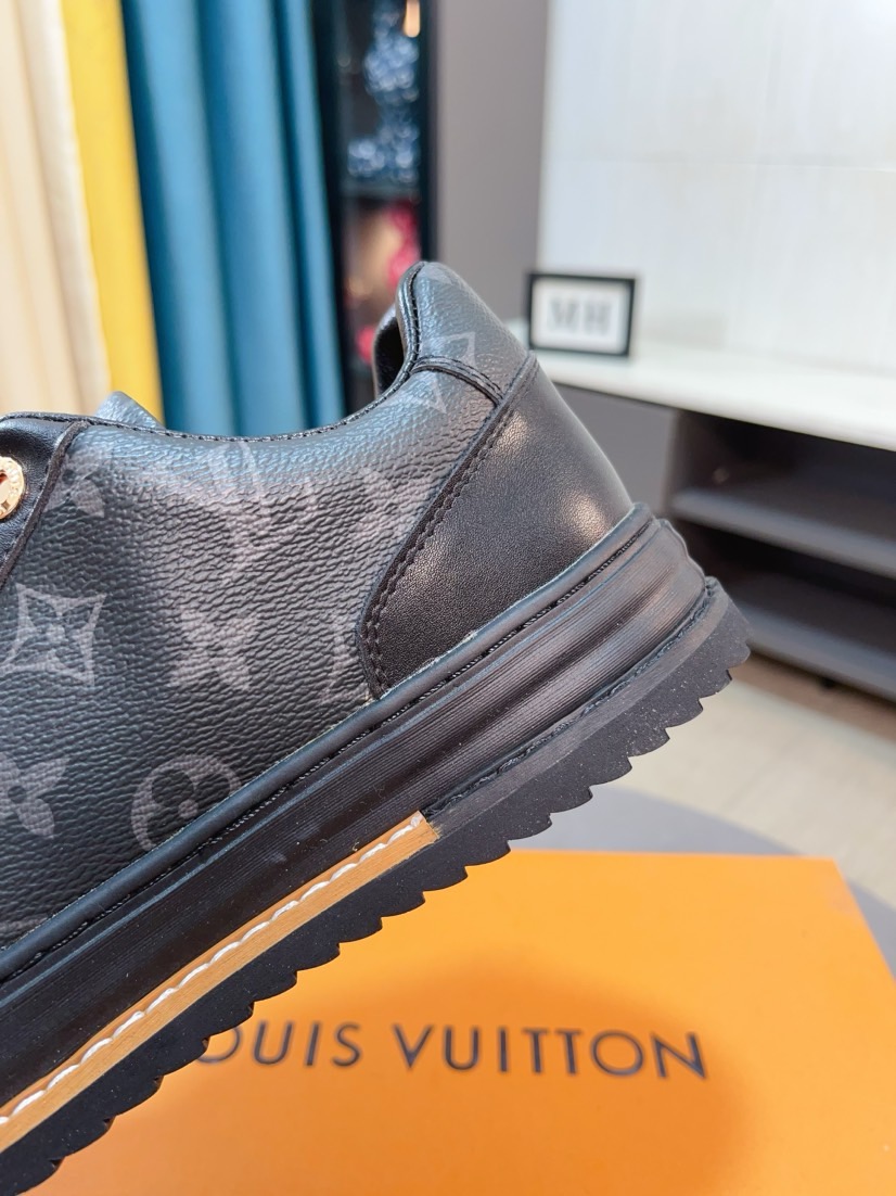 LV 一比一黑色Monogram休閒運動鞋 精品百搭鞋款| 8 LV 一比一黑色Monogram休閒運動鞋 精品百搭鞋款