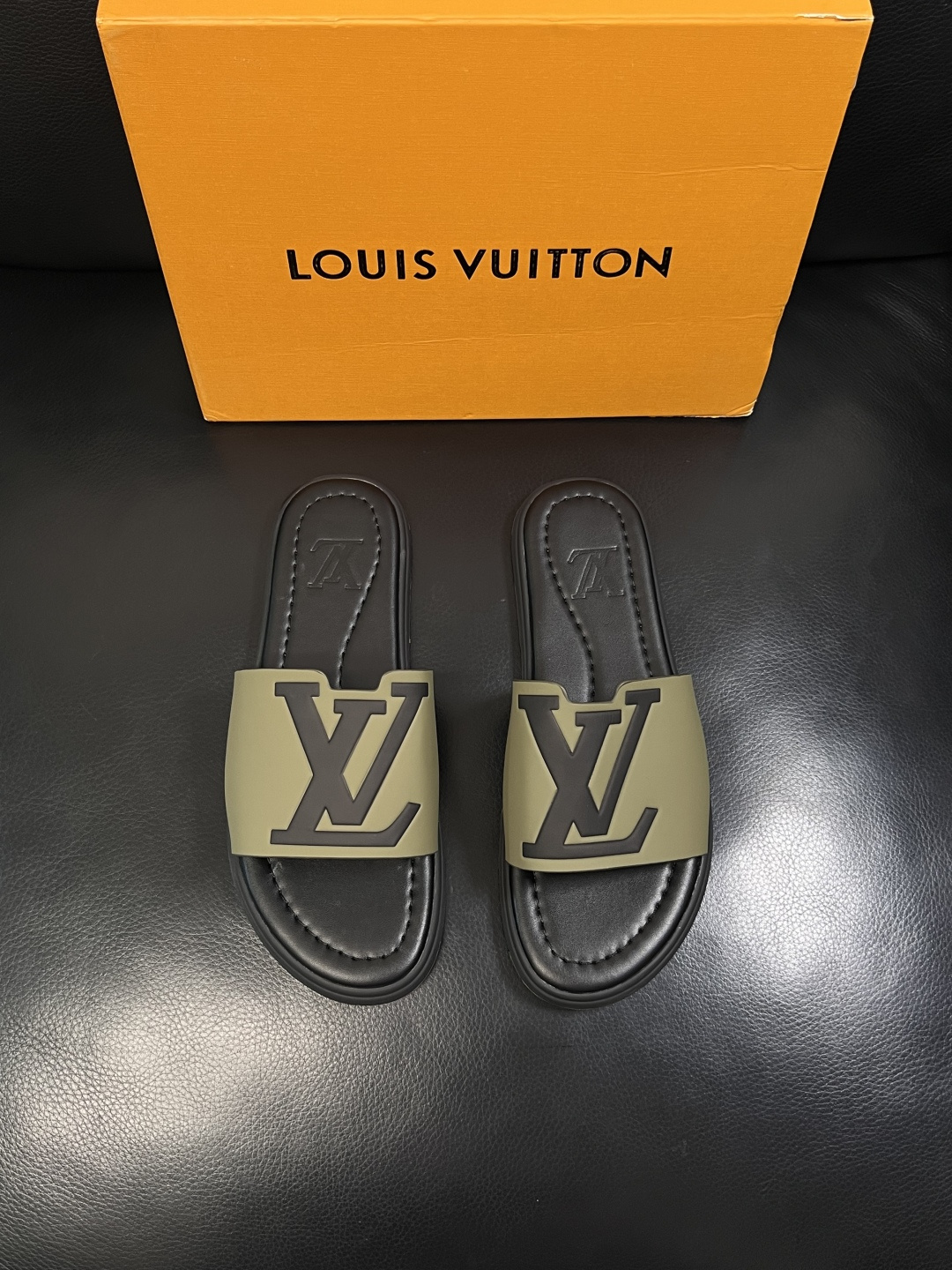 LV 復刻 男款拖鞋 大LOGO休閒涼拖 時尚百搭款
