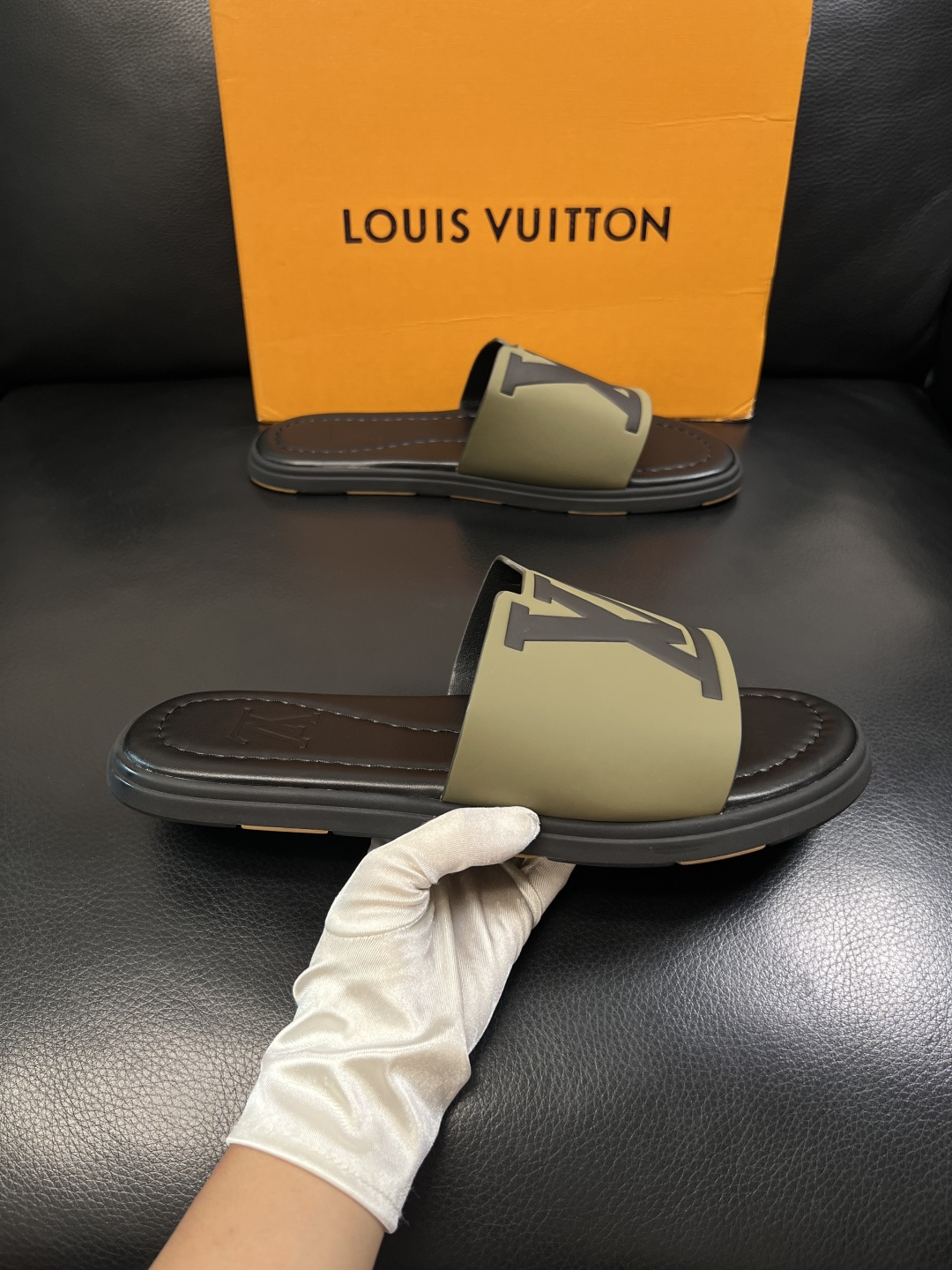 LV 復刻 男款拖鞋 大LOGO休閒涼拖 時尚百搭款