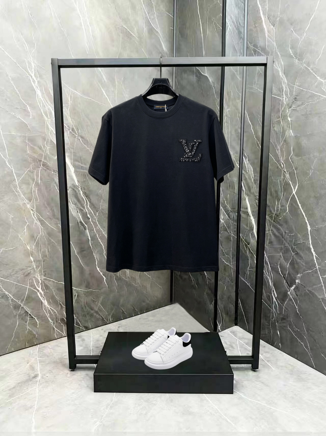 LV A貨 男款 壓紋Logo短袖T恤 百搭街頭風