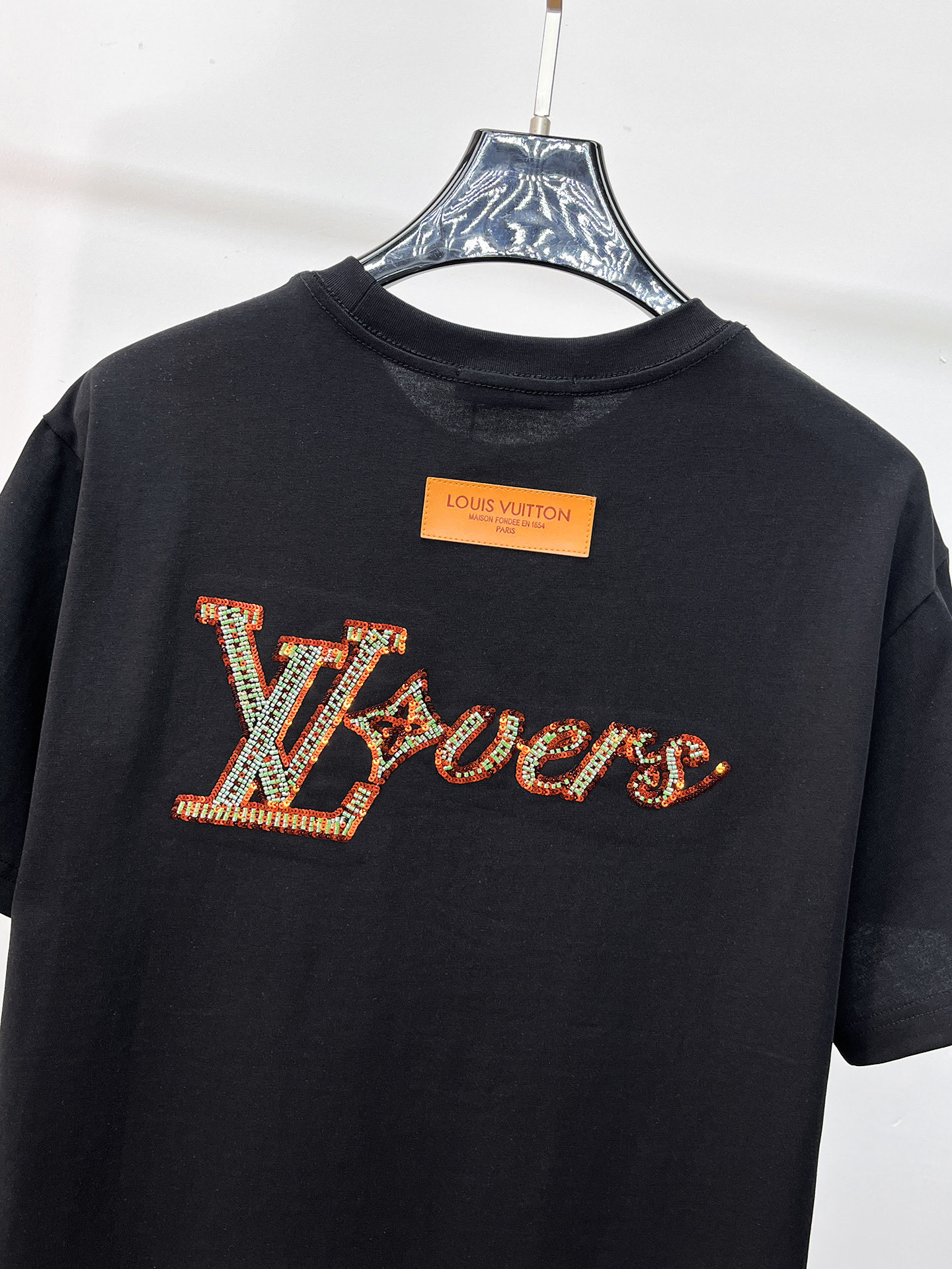 LV 一比一 男款 刺繡Logo短袖T恤 潮流街頭風