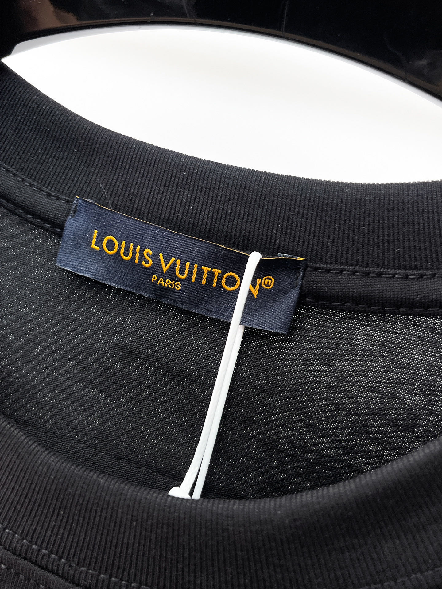 LV 一比一 男款 刺繡Logo短袖T恤 潮流街頭風