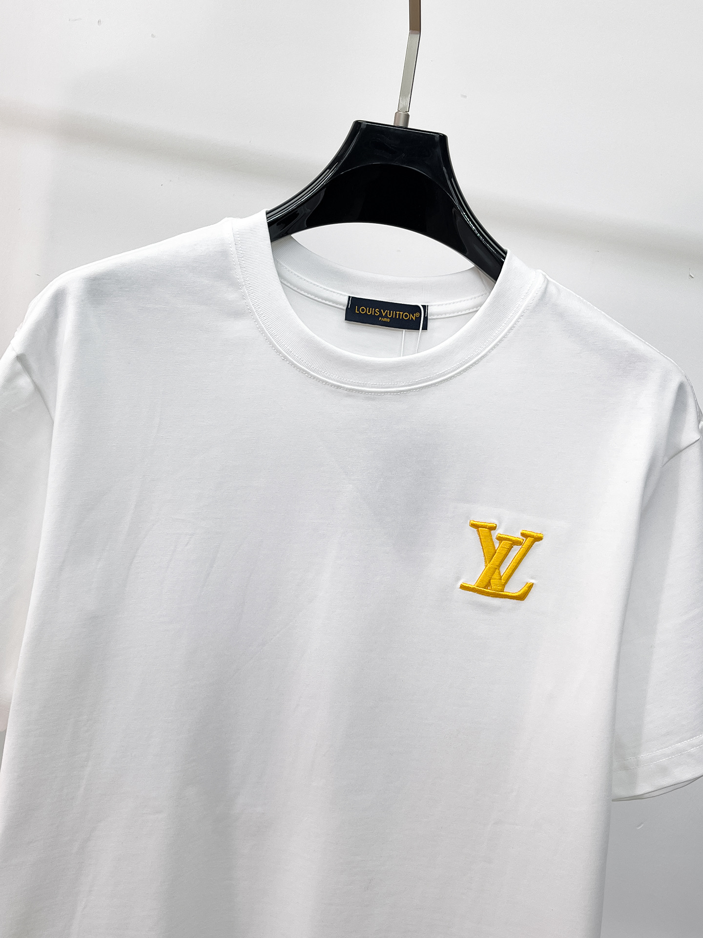 LV 復刻 男款 經典Logo短袖T恤 清爽簡約風| 13 LV 復刻 男款 經典Logo短袖T恤 清爽簡約風