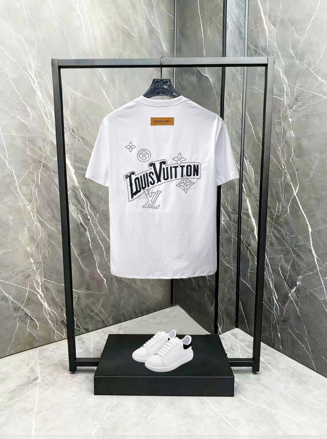 LV A貨 男款 花紋Logo短袖T恤 清爽百搭款