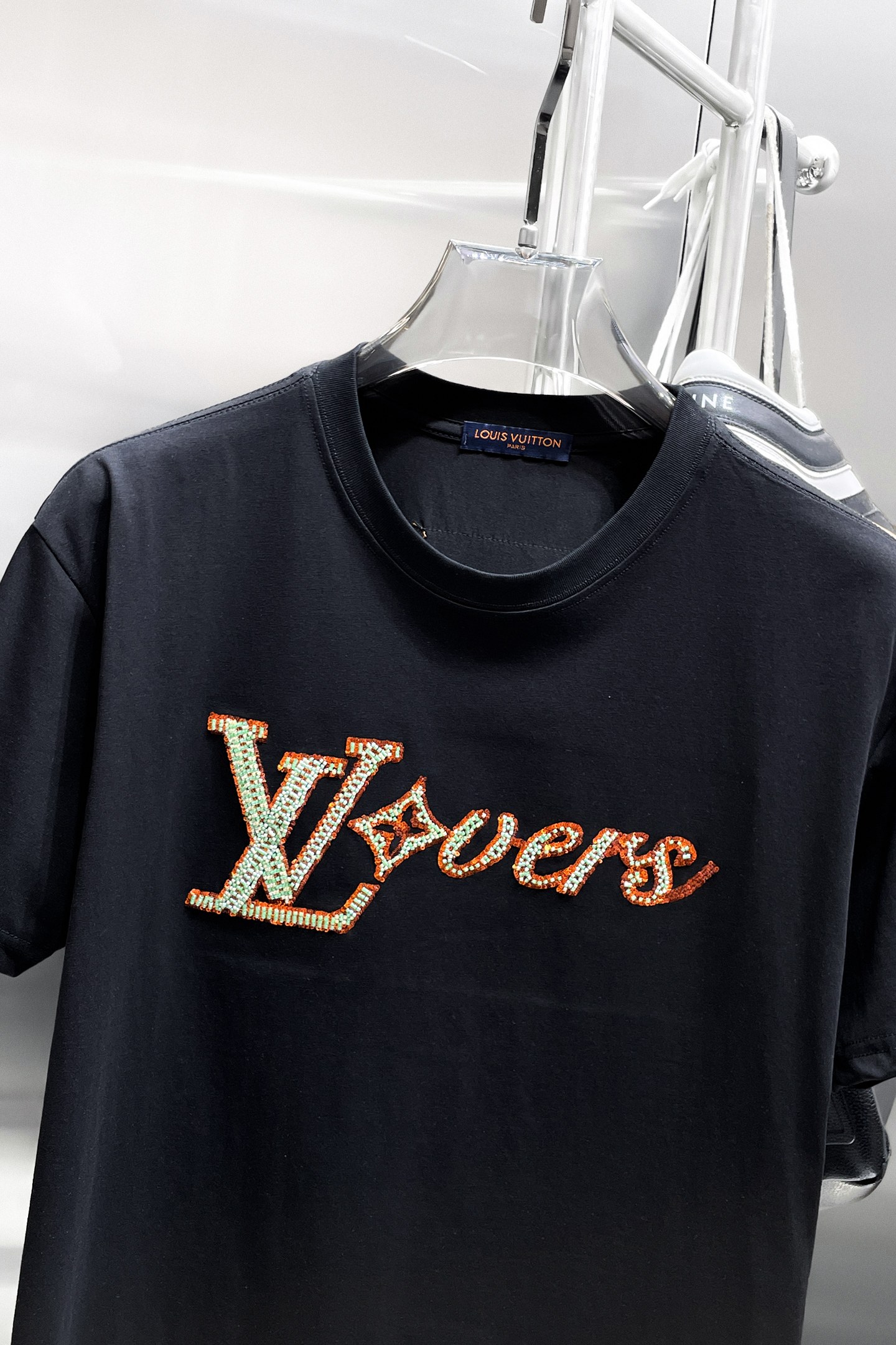 LV 原單 男款 大Logo刺繡短袖T恤 潮流街頭風| 13 LV 原單 男款 大Logo刺繡短袖T恤 潮流街頭風
