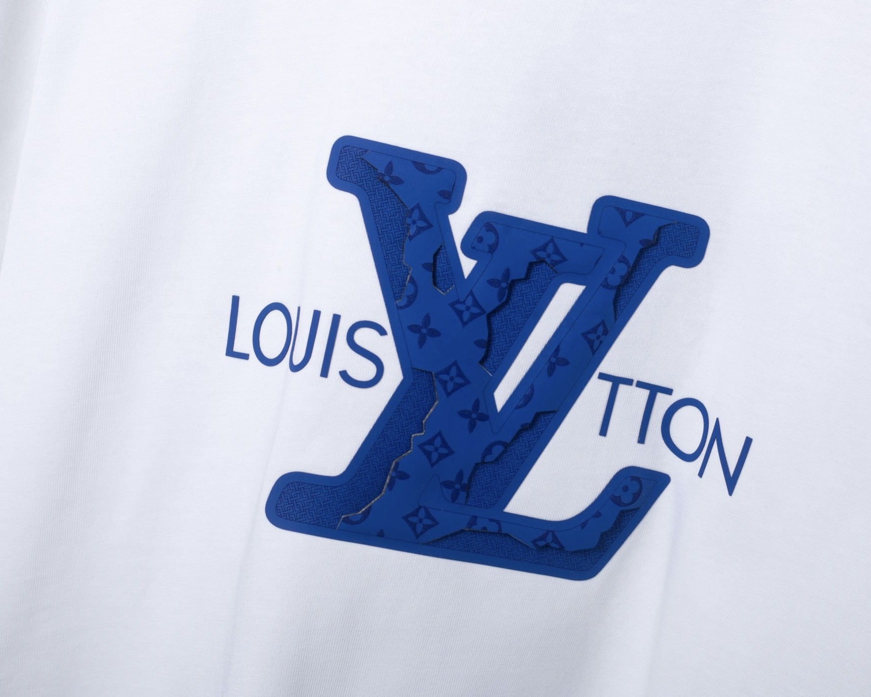 LV A貨 男款 經典Logo短袖T恤 大字母印花設計 潮流百搭款