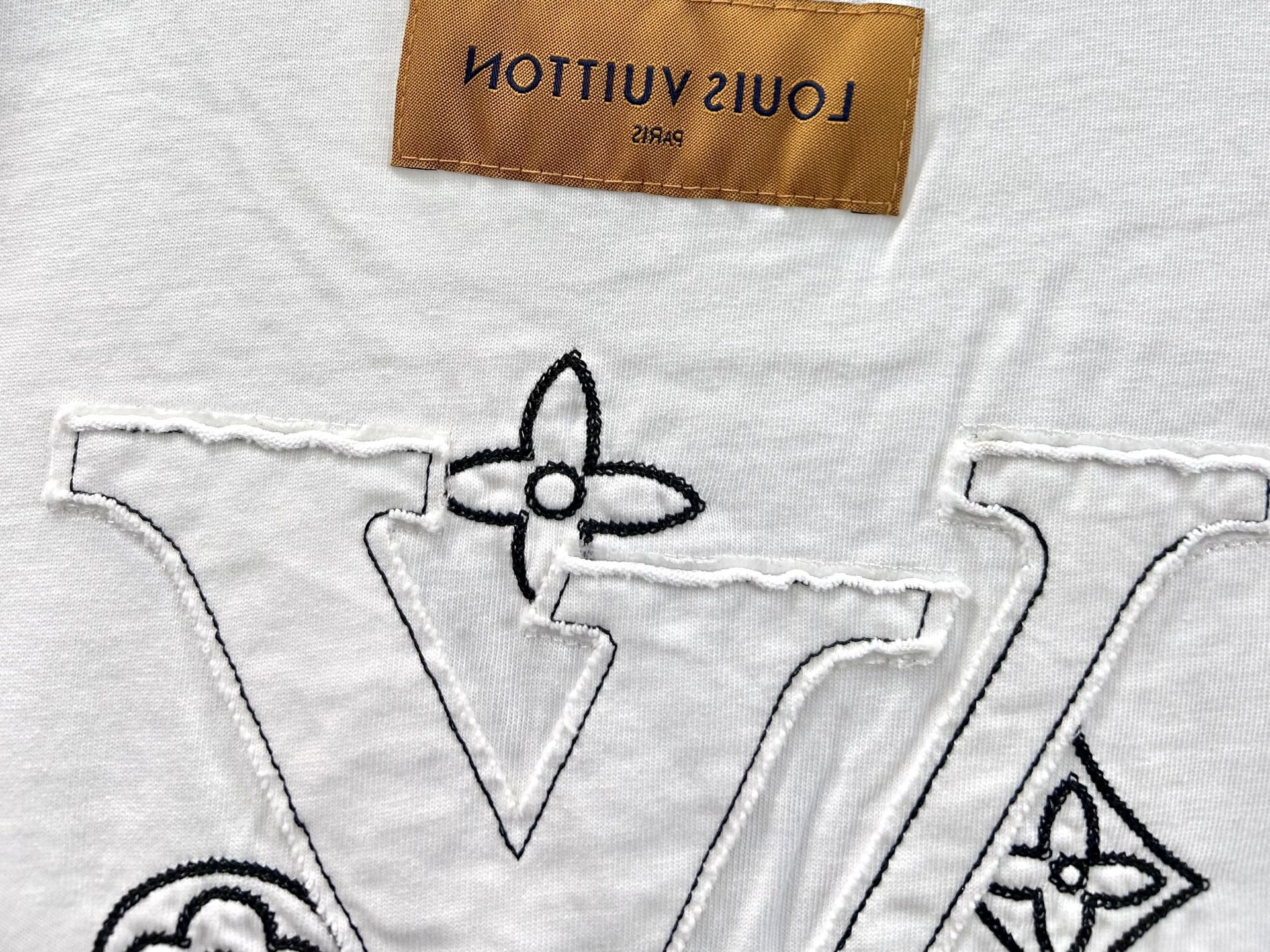 LV 原單 男款 簡約刺繡Logo短袖T恤 百搭清爽休閒款