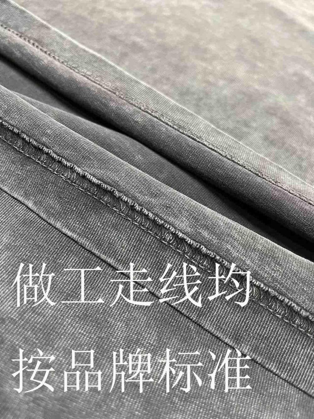 LV 高仿 男款 極簡皮標短袖T恤 高級感百搭休閒款| 8 LV 高仿 男款 極簡皮標短袖T恤 高級感百搭休閒款