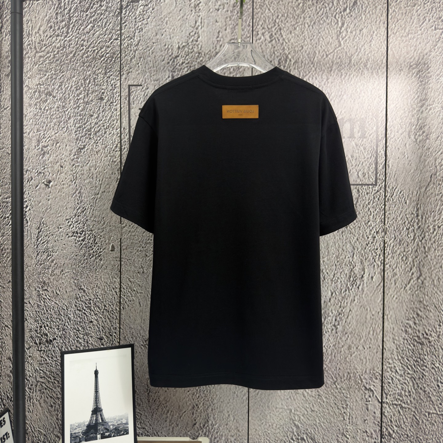 LV 高仿 男款 金色Logo印花短袖T恤 高級質感百搭款| 14 LV 高仿 男款 金色Logo印花短袖T恤 高級質感百搭款