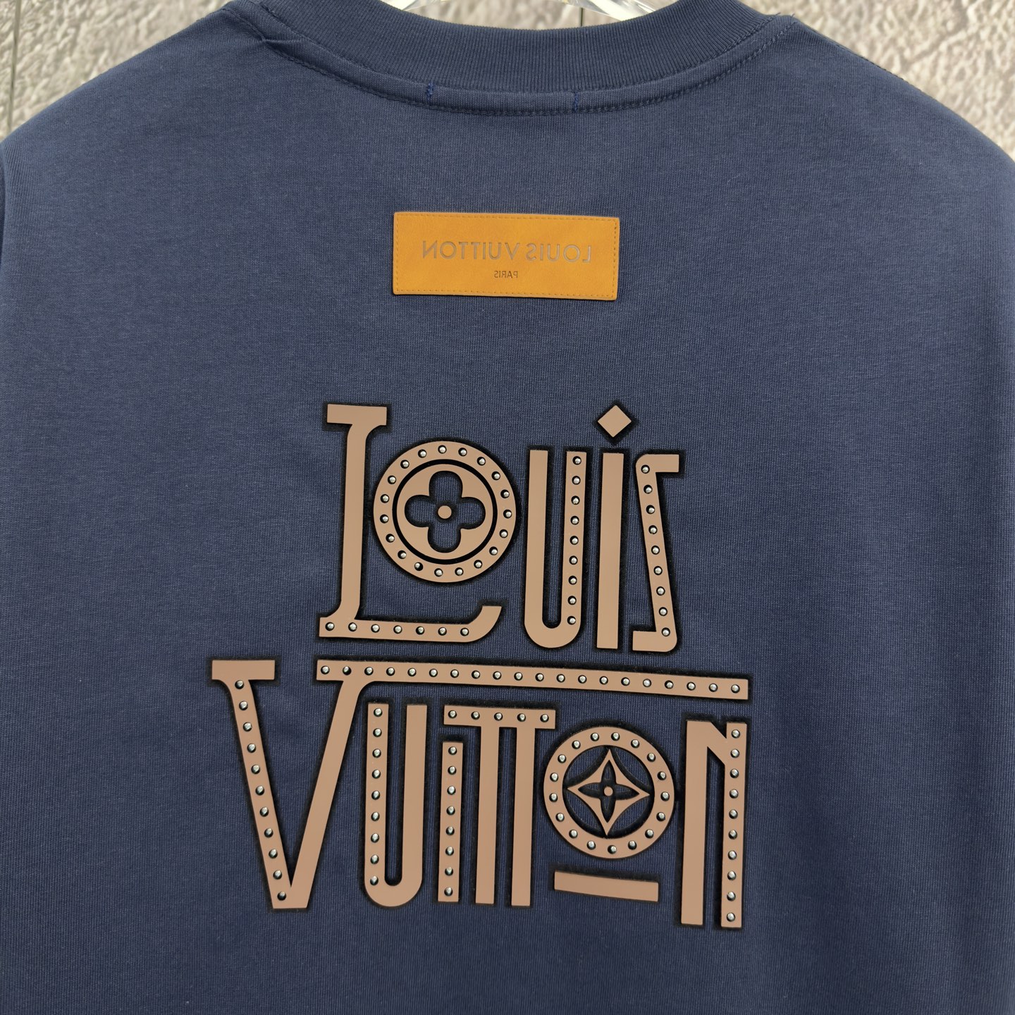 LV A貨 男款 刺繡LO標誌短袖T恤 商務休閒款| 7 LV A貨 男款 刺繡LO標誌短袖T恤 商務休閒款