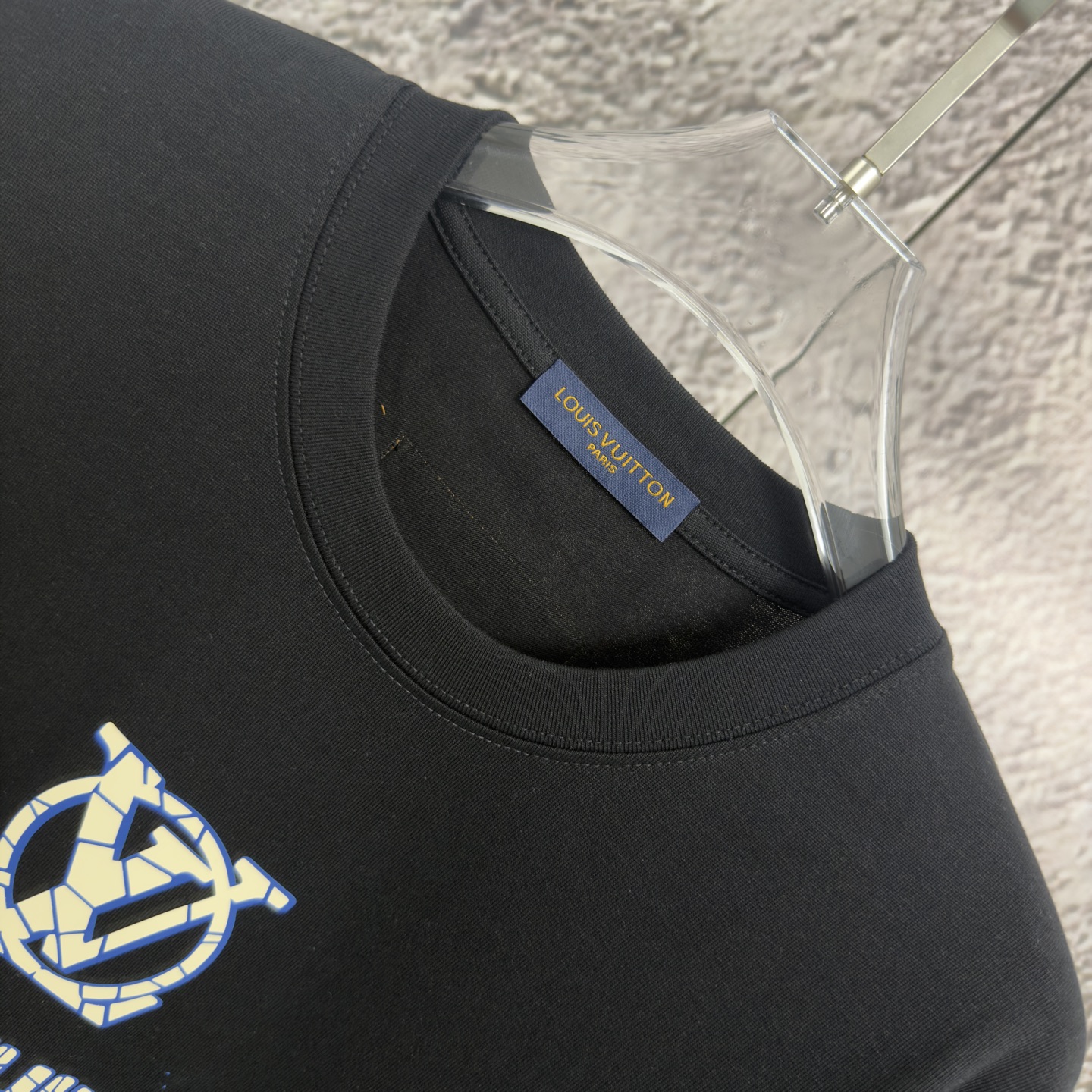 LV 復刻 男款 經典圓標印花短袖T恤 潮流百搭款| 10 LV 復刻 男款 經典圓標印花短袖T恤 潮流百搭款