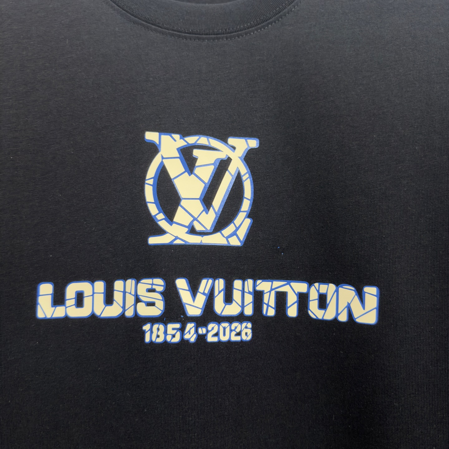 LV 復刻 男款 經典圓標印花短袖T恤 潮流百搭款| 9 LV 復刻 男款 經典圓標印花短袖T恤 潮流百搭款