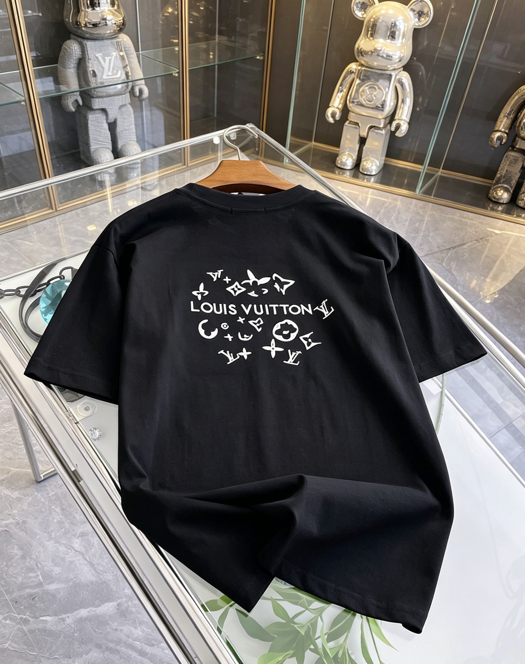 LV短袖T恤男 Lvovers小logo刺繡 黑色款