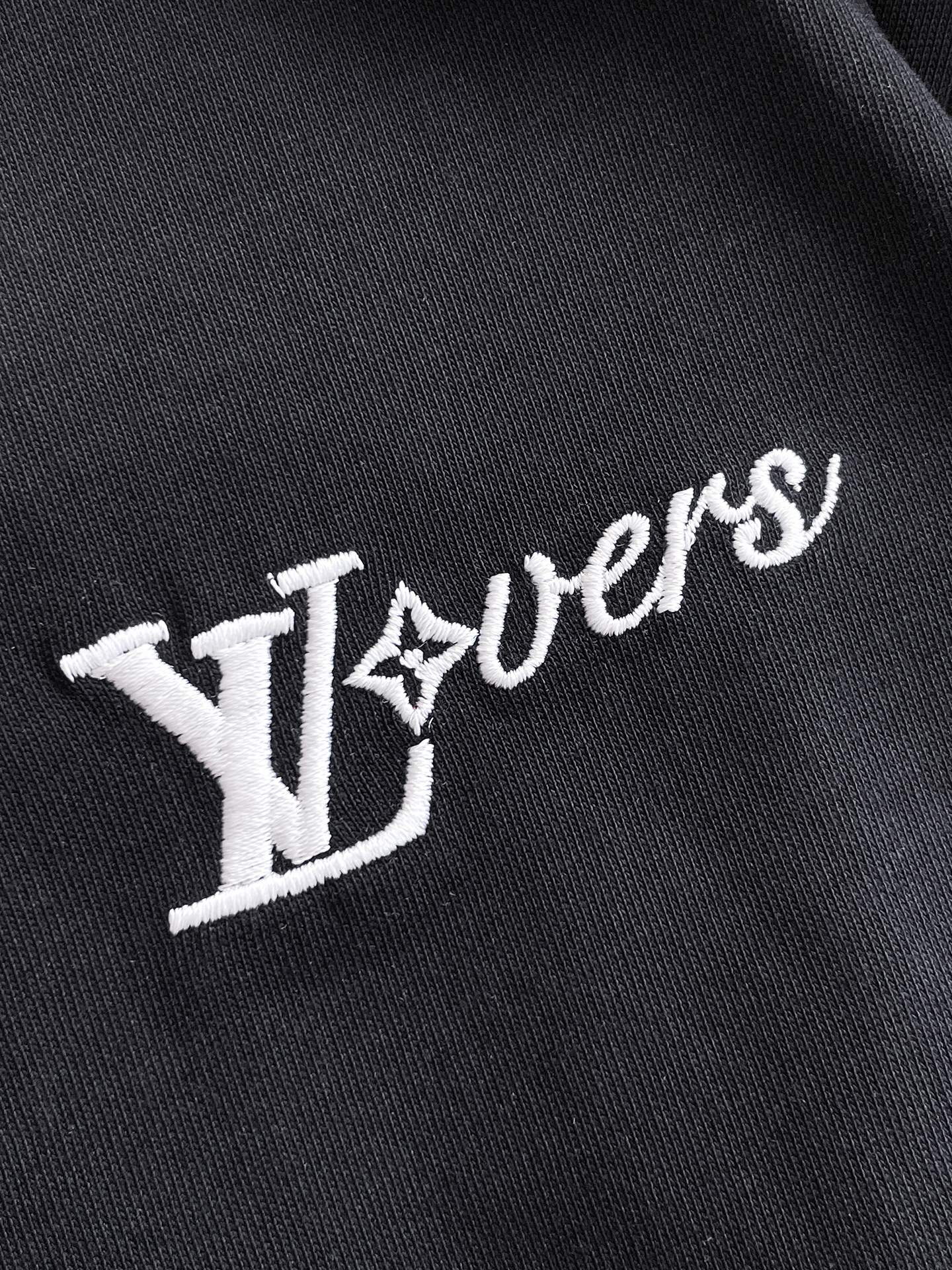 LV短袖T恤男 Lvovers小logo刺繡 黑色款