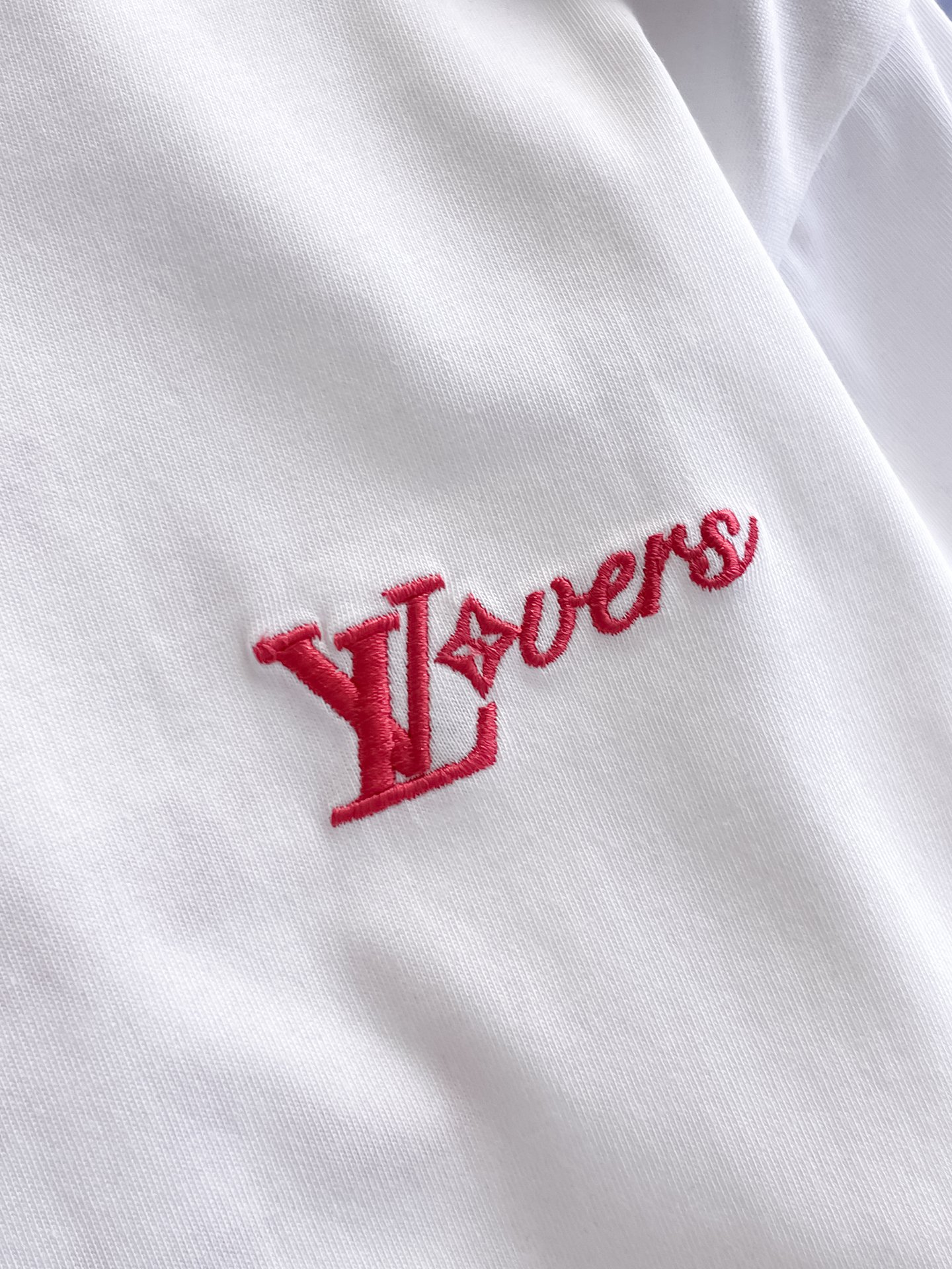 LV短袖T恤男 白色Lvovers紅色刺繡款