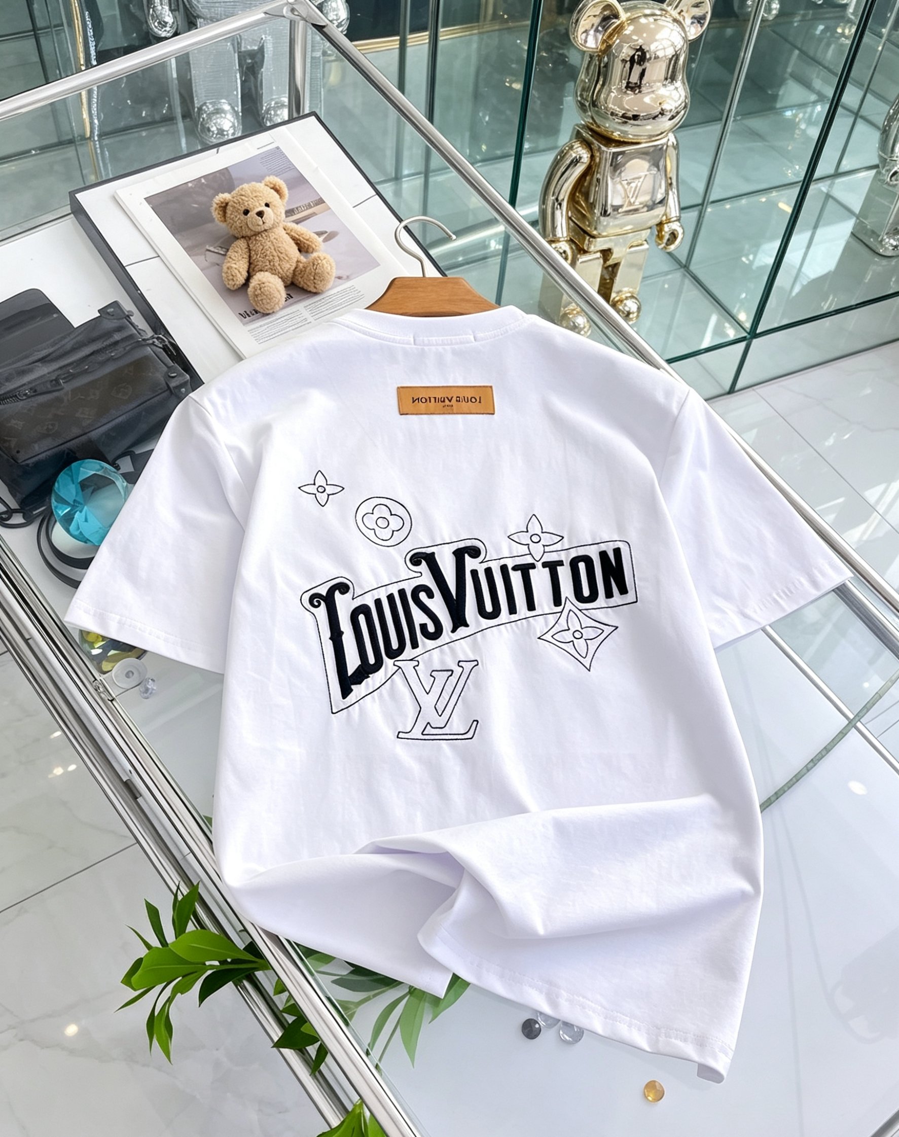 LV A貨男士短袖T恤簡約LOGO設計舒適百搭休閒上衣| 14 LV A貨男士短袖T恤簡約LOGO設計舒適百搭休閒上衣
