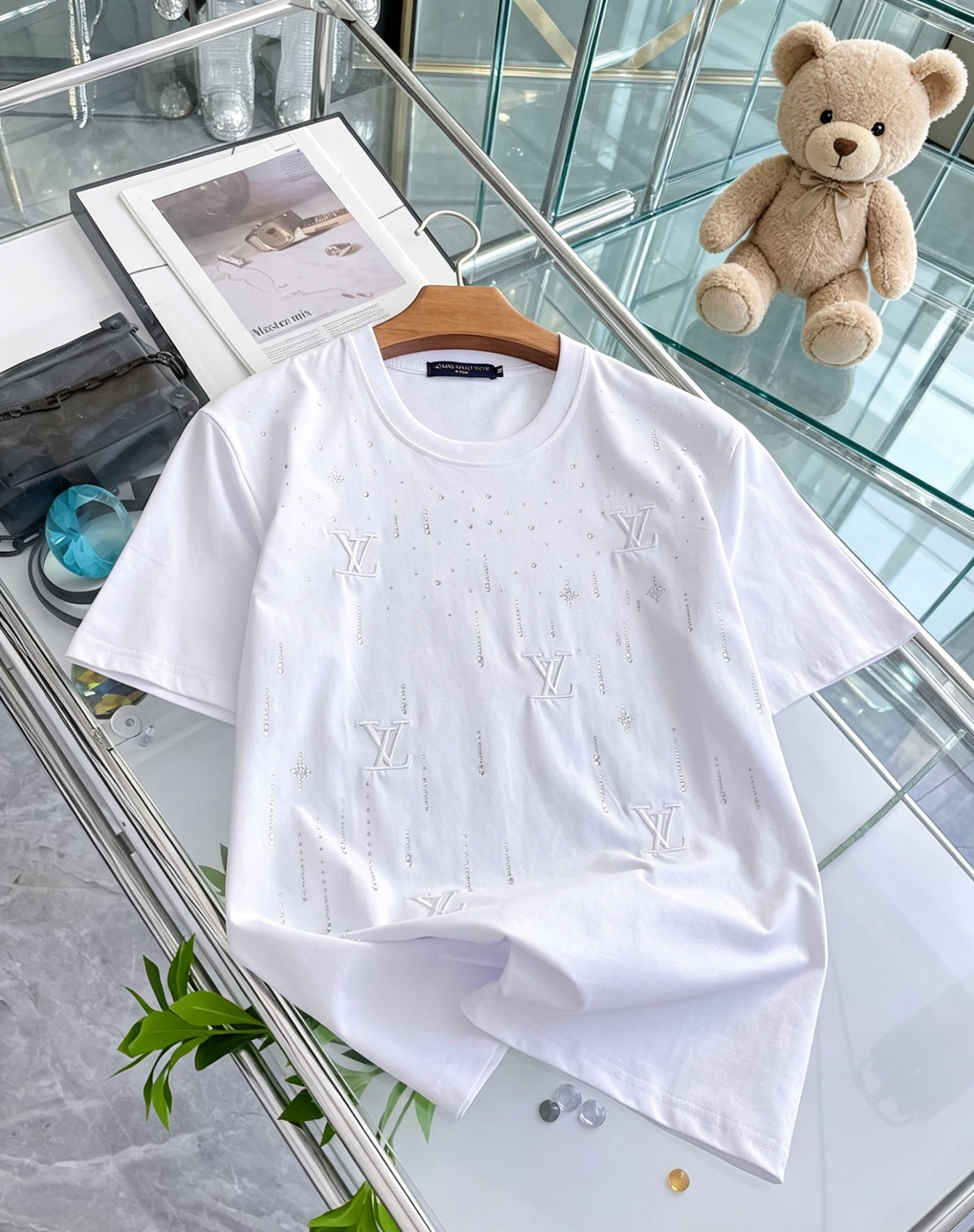LV A貨男女短袖T恤經典LOGO印花設計舒適百搭休閒上衣| 3 LV A貨男女短袖T恤經典LOGO印花設計舒適百搭休閒上衣
