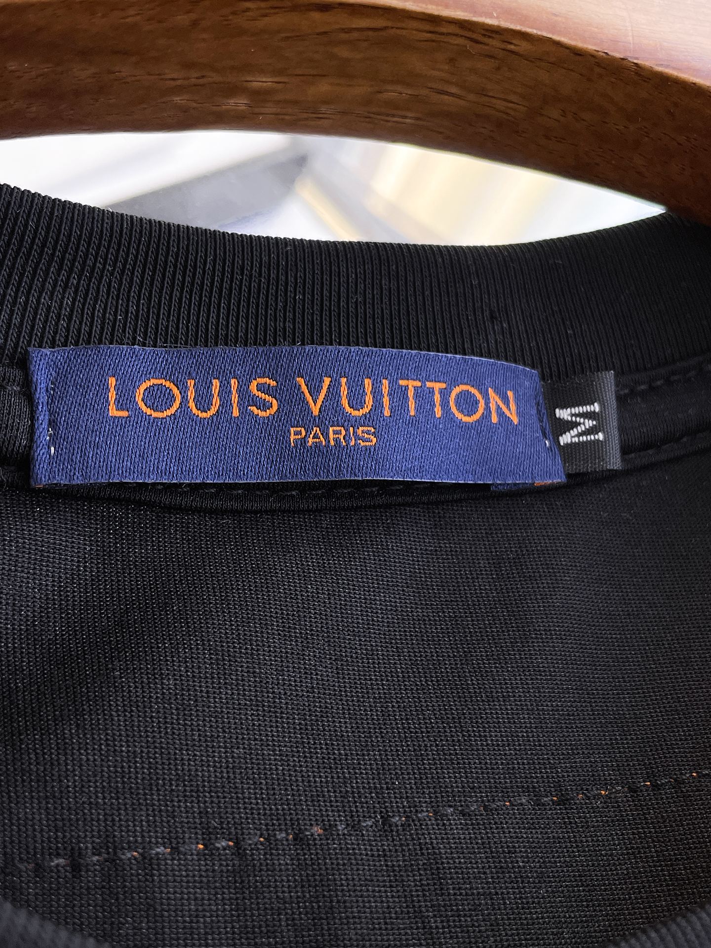 LV一比一男女短袖T恤彩色LOGO刺繡設計潮流百搭休閒上衣