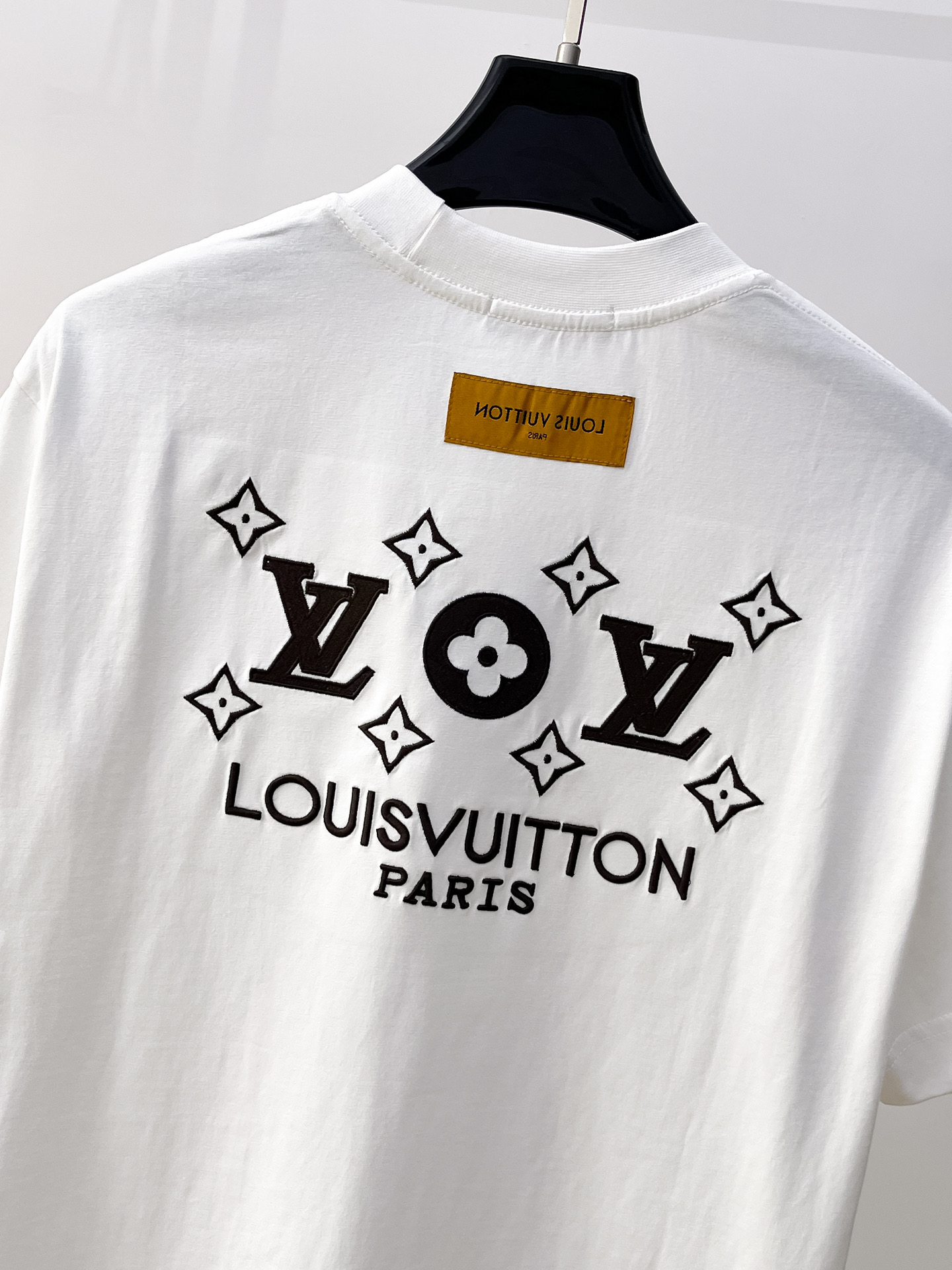 LV A貨男士短袖T恤簡約字母印花設計舒適百搭休閒上衣