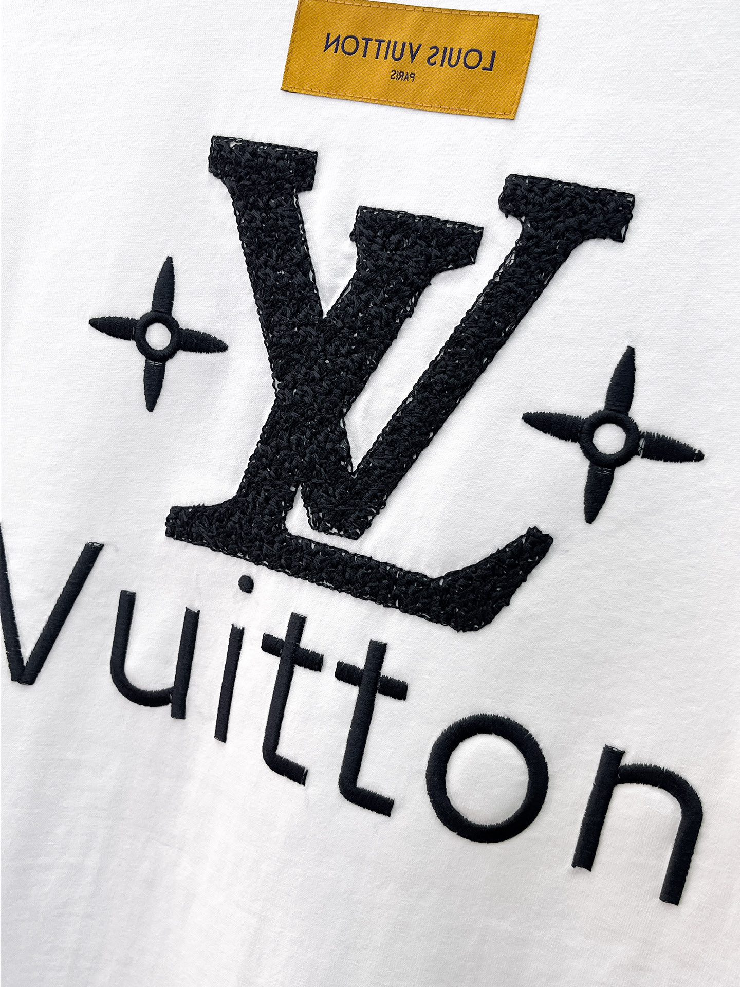 LV一比一男女短袖T恤經典LOGO印花設計百搭舒適休閒款