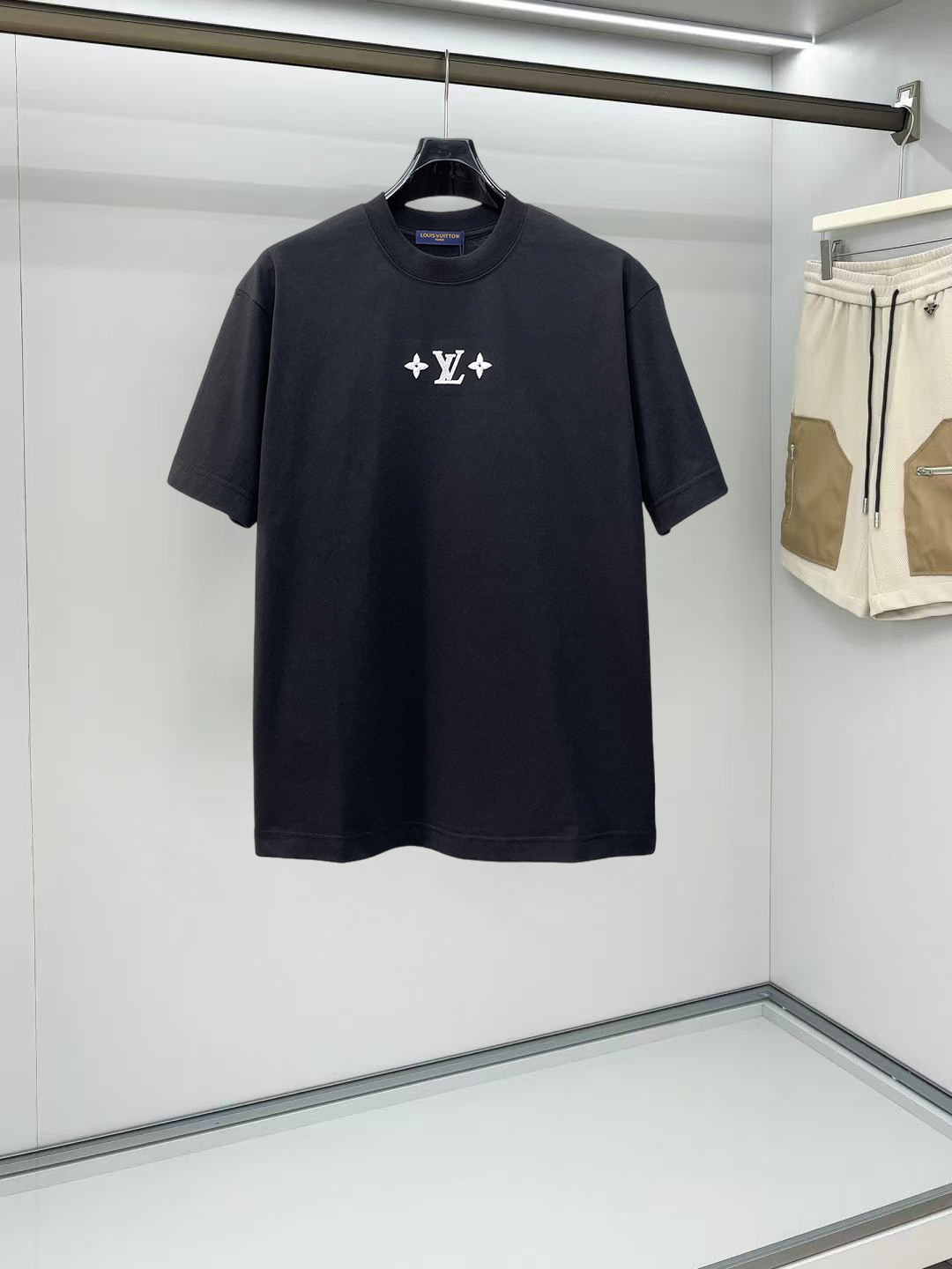 LV高仿男女短袖T恤經典刺繡LOGO設計百搭舒適休閒上衣