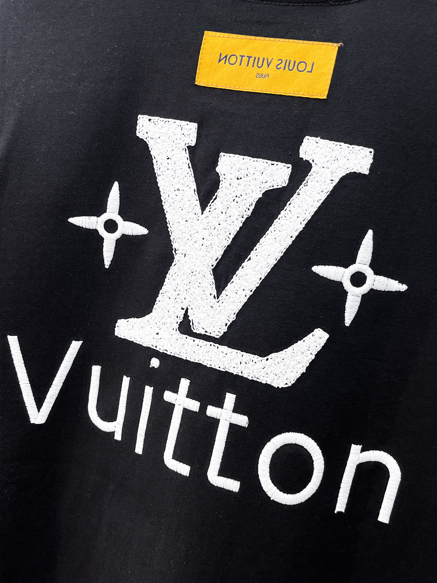 LV高仿男女短袖T恤經典刺繡LOGO設計百搭舒適休閒上衣