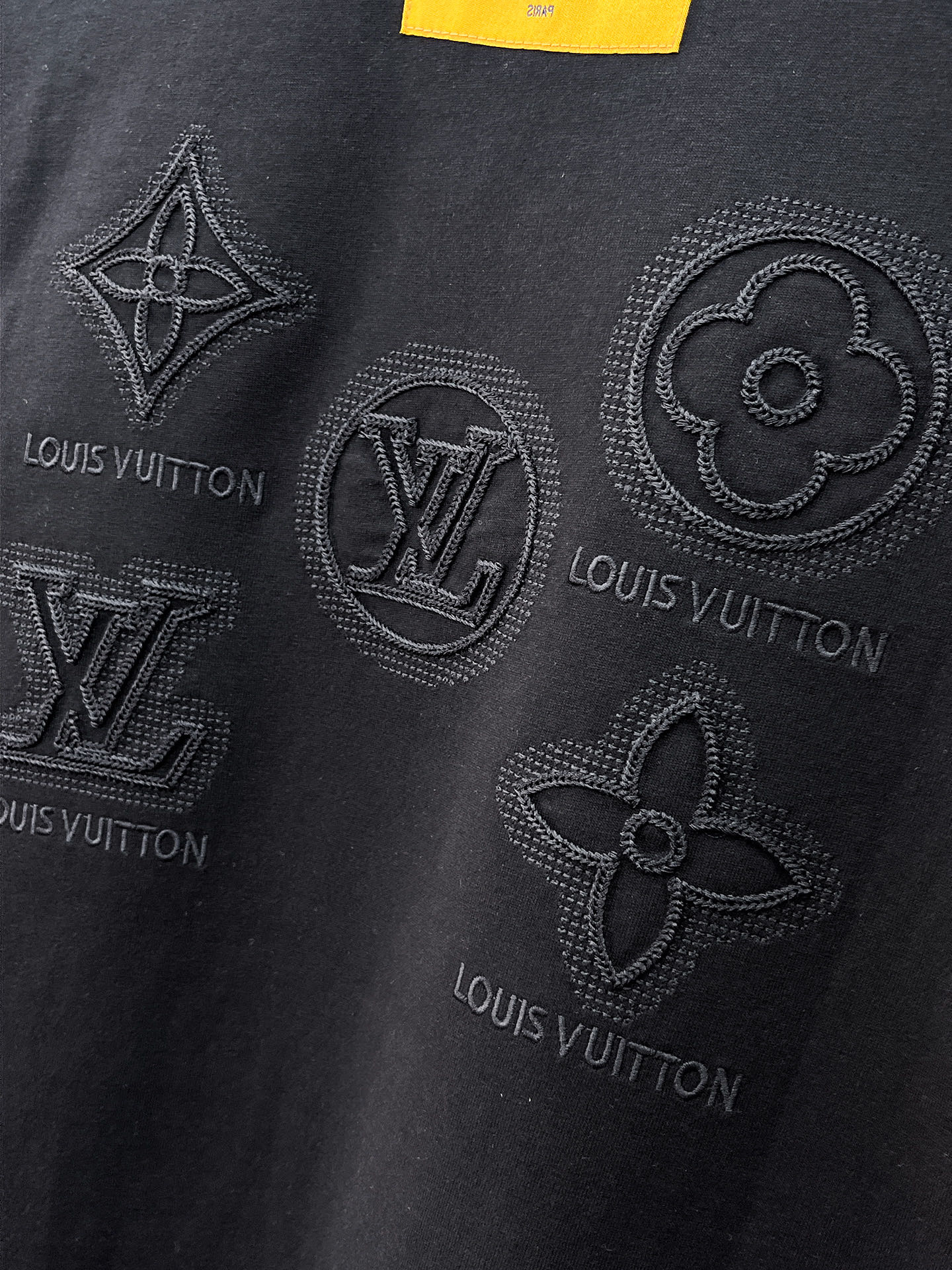 LV路易威登A貨短袖T恤 黑色壓紋LOGO簡約百搭男士休閒上衣