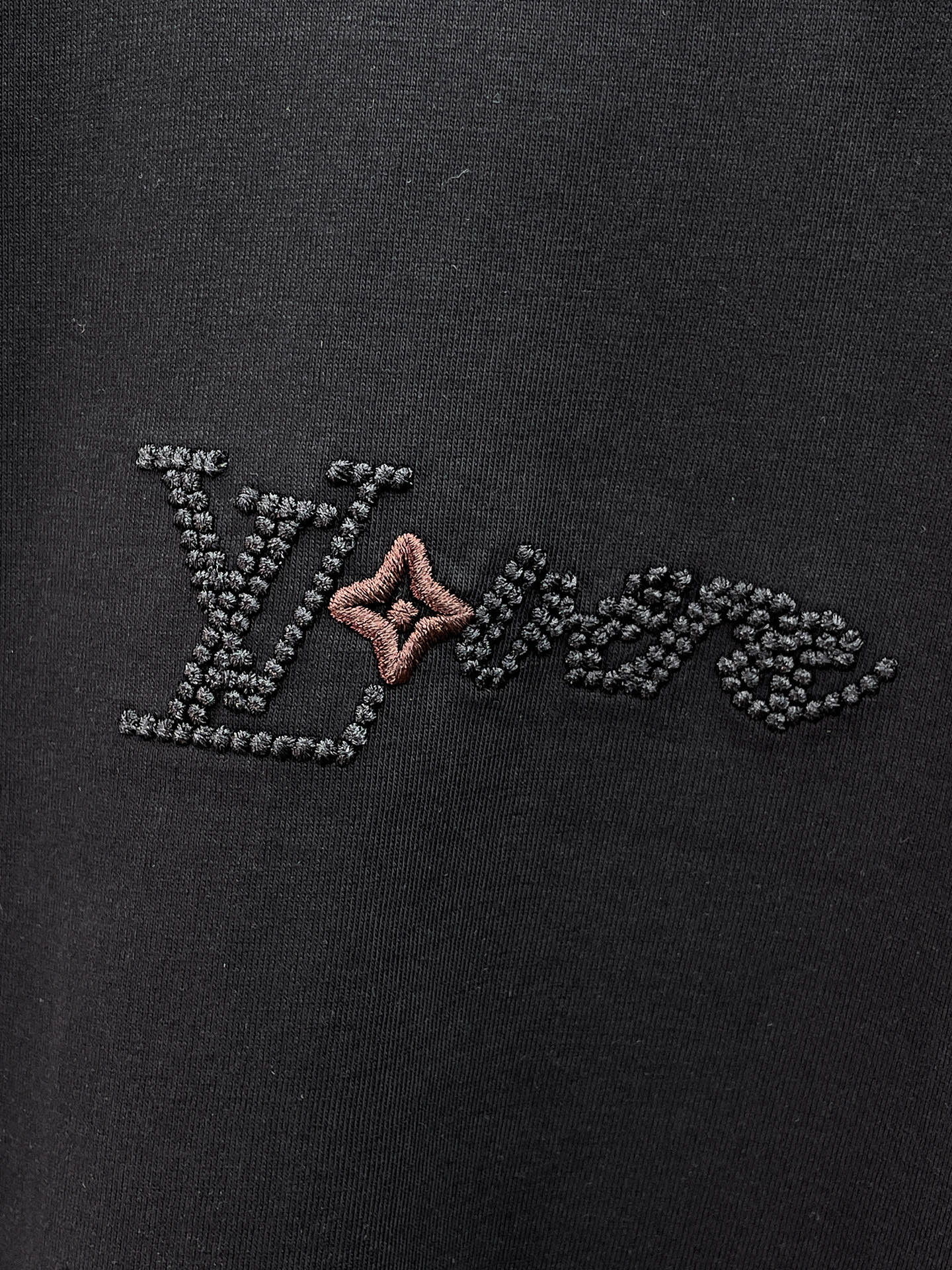 LV路易威登原單短袖T恤 黑色拼接刺繡LOGO設計簡約百搭上衣