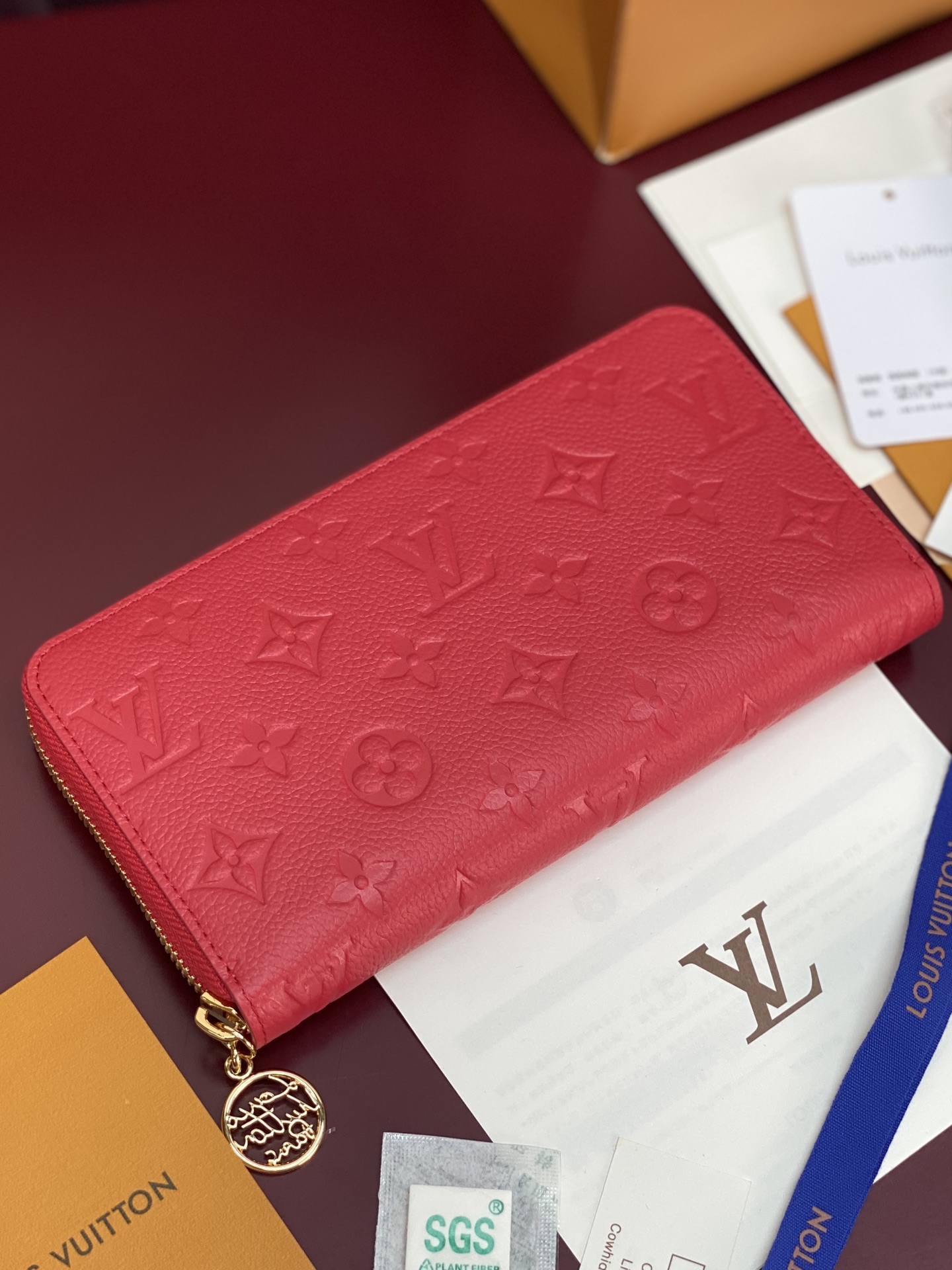 LV一比一長夾 紅色壓紋拉鏈錢包 女士款