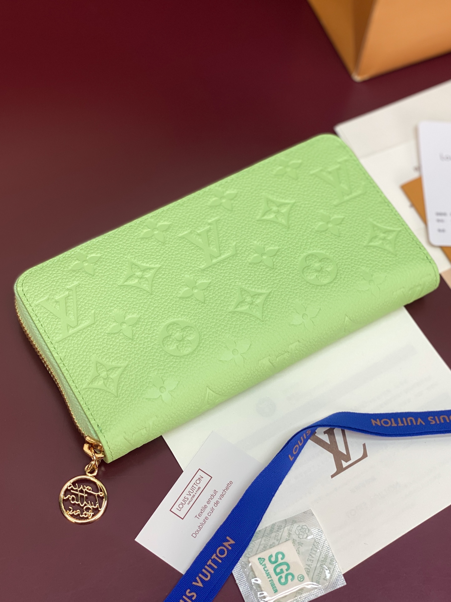 LV一比一長夾 女士拉鏈壓紋牛皮錢包 綠色大容量款
