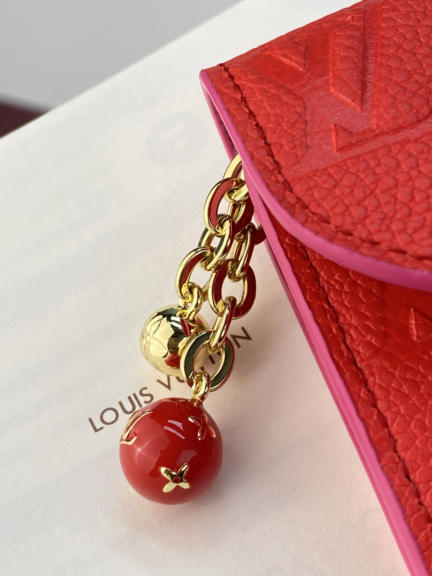 LV A貨長夾 拉鏈壓紋牛皮錢包 紅色大容量款