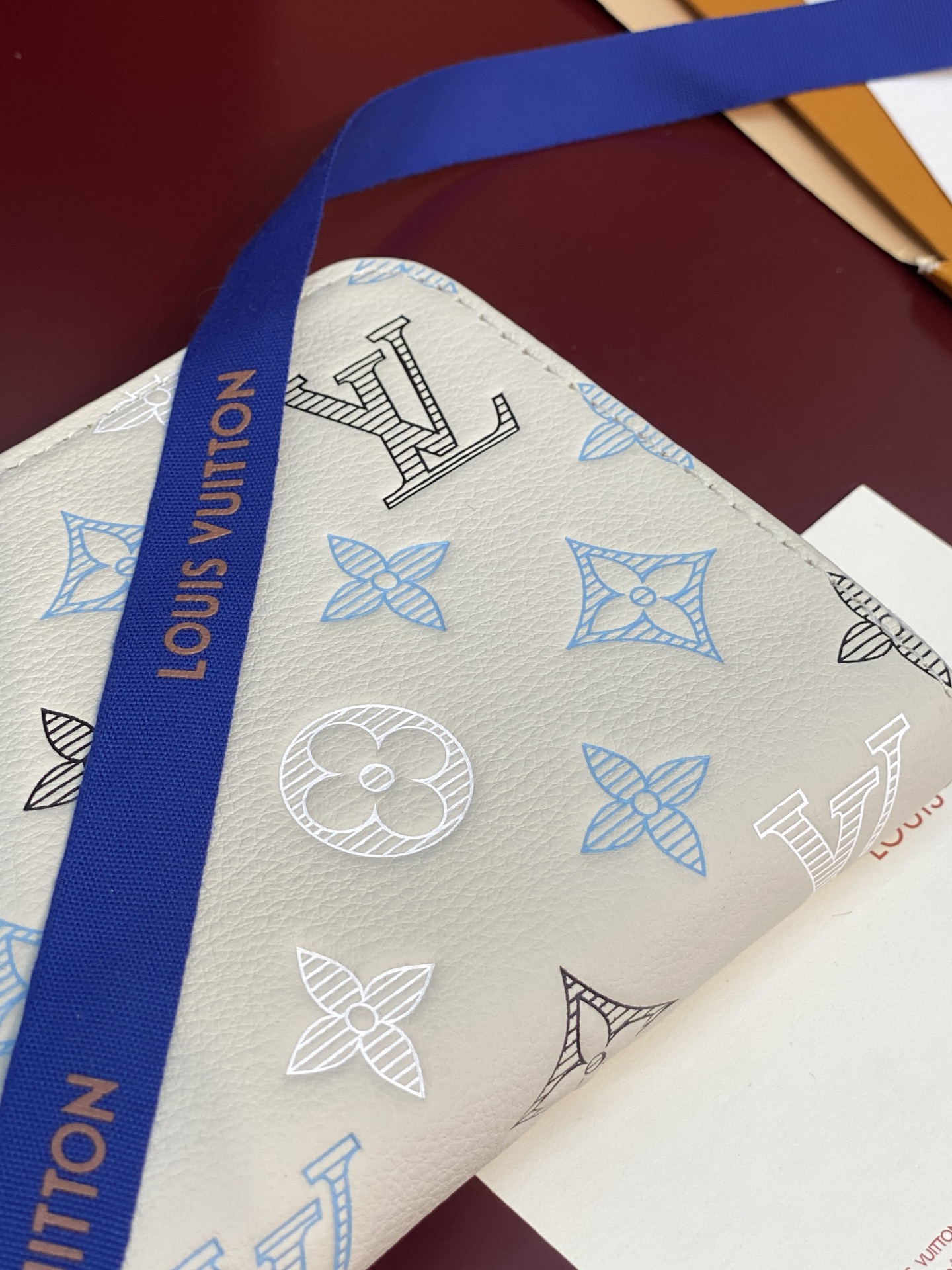 LV高仿Monogram印花全拉鍊長夾 白藍配色時尚錢包| 8 LV高仿Monogram印花全拉鍊長夾 白藍配色時尚錢包