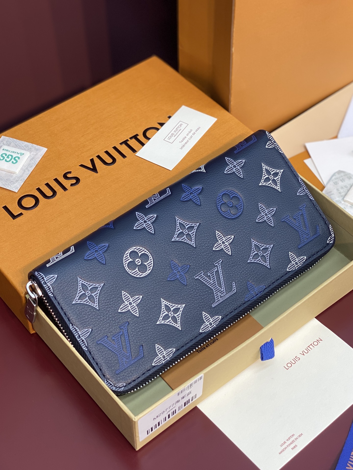 LV一比一Monogram深藍印花拉鍊長夾 男士精品皮夾| 14 LV一比一Monogram深藍印花拉鍊長夾 男士精品皮夾