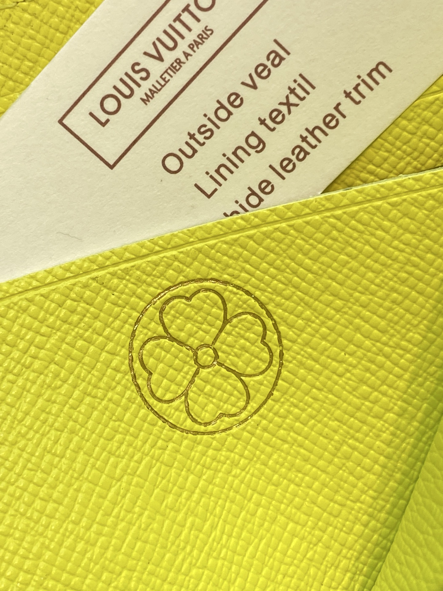 LV一比一Monogram鑰匙零錢包 黃色內裡迷你收納包| 10 LV一比一Monogram鑰匙零錢包 黃色內裡迷你收納包