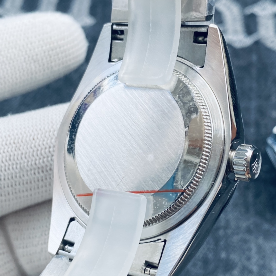 勞力士日誌型 Datejust 銀白面間金五珠鏈機械腕錶| 7 勞力士日誌型 Datejust 銀白面間金五珠鏈機械腕錶