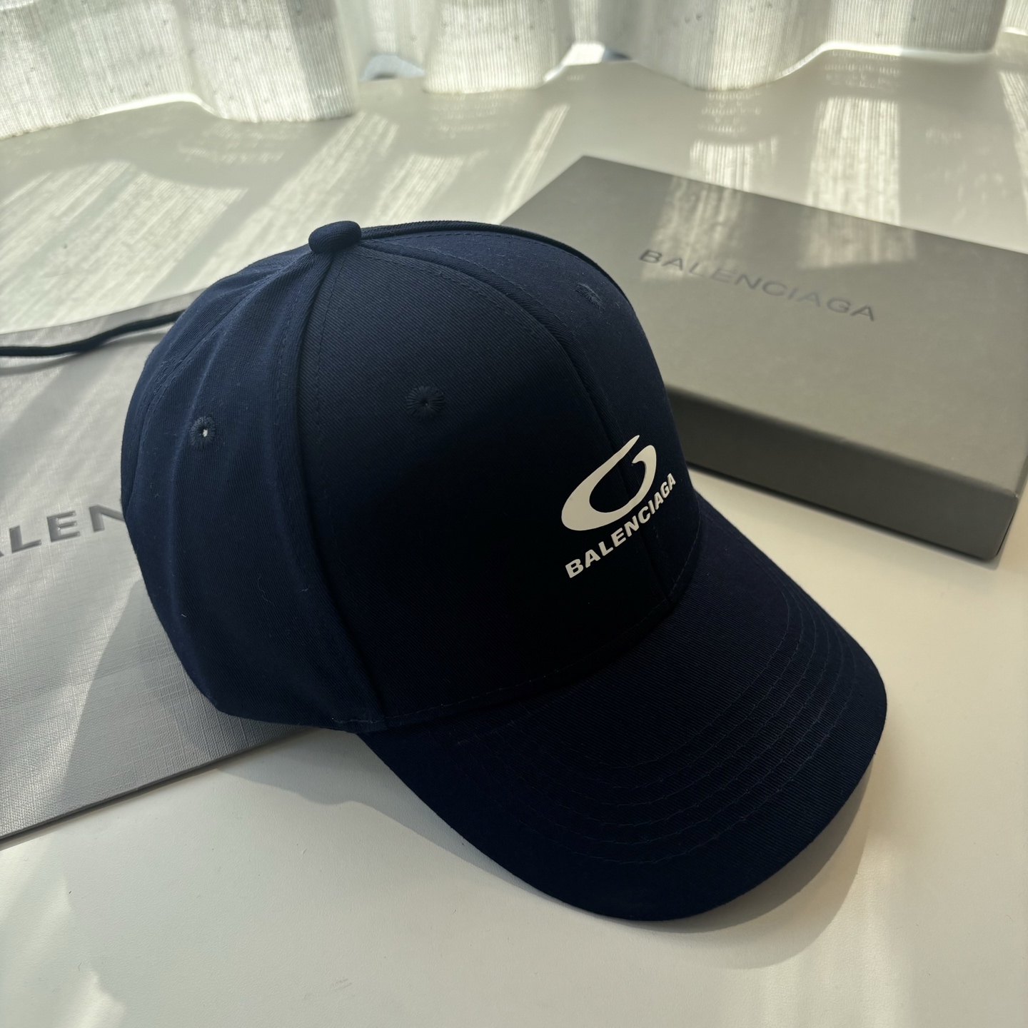 Balenciaga一比一男女款棒球帽極簡Logo設計百搭時尚帽款| 13 Balenciaga一比一男女款棒球帽極簡Logo設計百搭時尚帽款