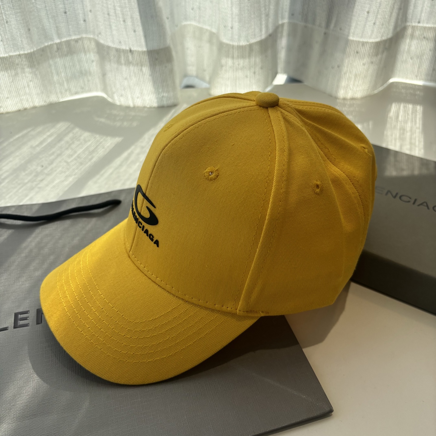 Balenciaga一比一男女款棒球帽亮眼黃配色潮流街頭百搭帽| 13 Balenciaga一比一男女款棒球帽亮眼黃配色潮流街頭百搭帽