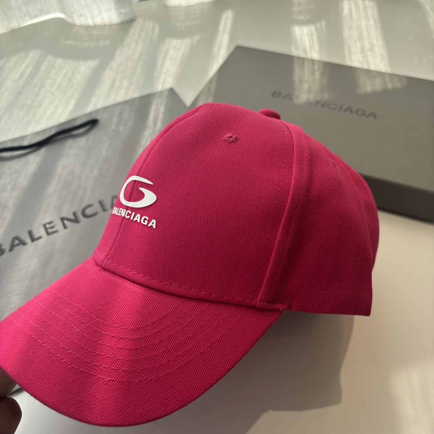 Balenciaga原單男女款棒球帽亮粉色Logo設計潮流百搭帽款