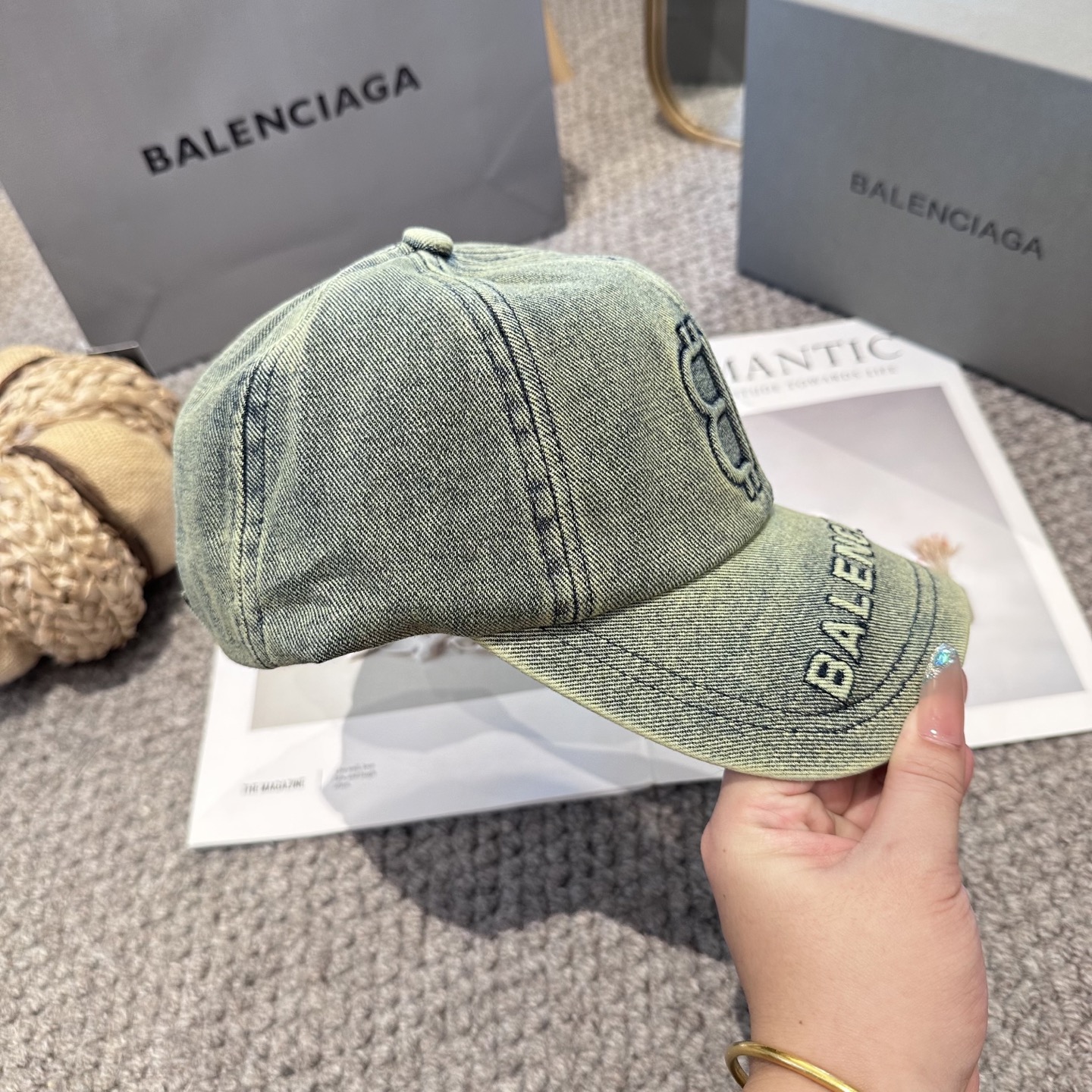 Balenciaga原單男女款BB刺繡軍綠復古棒球帽潮流百搭款| 8 Balenciaga原單男女款BB刺繡軍綠復古棒球帽潮流百搭款