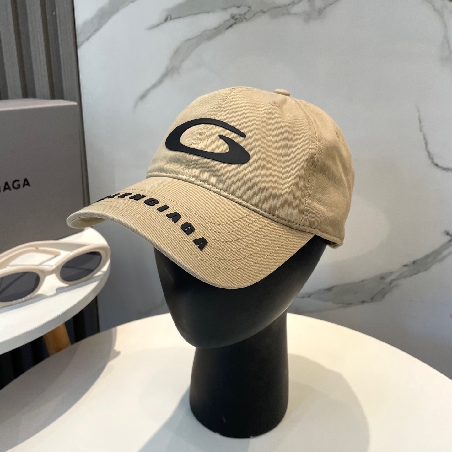 Balenciaga高仿男女款立體Logo棒球帽米色簡約百搭休閒帽
