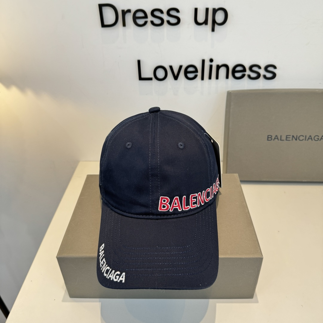 Balenciaga高仿男女款刺繡Logo棒球帽黑色紅字休閒百搭潮流帽| 14 Balenciaga高仿男女款刺繡Logo棒球帽黑色紅字休閒百搭潮流帽