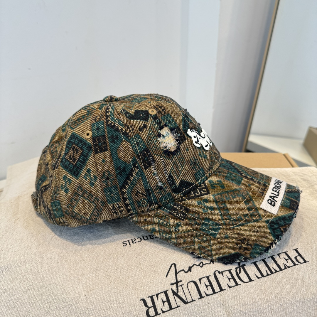 Balenciaga一比一男女款做舊印花棒球帽復古風街頭潮流帽| 14 Balenciaga一比一男女款做舊印花棒球帽復古風街頭潮流帽