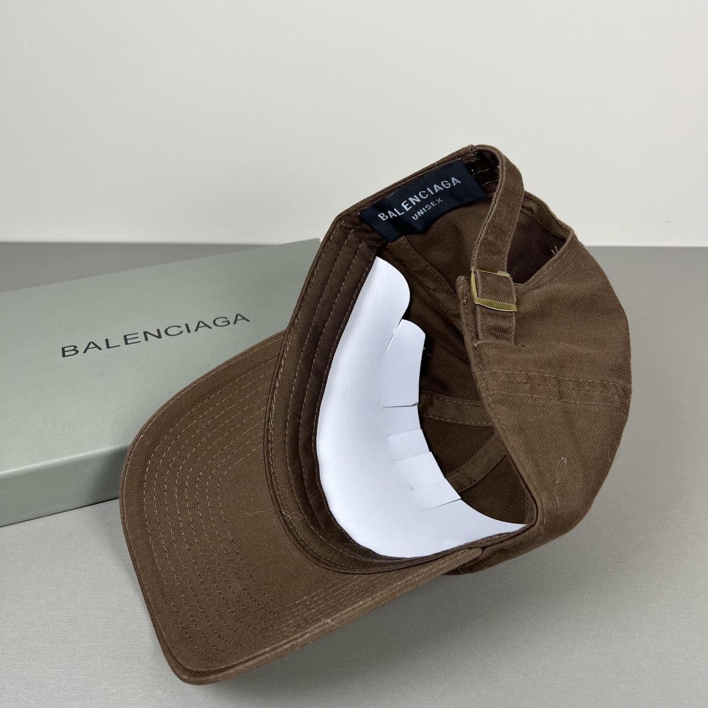 Balenciaga A貨男女款簡約Logo棒球帽多色可選百搭休閒帽| 6 Balenciaga A貨男女款簡約Logo棒球帽多色可選百搭休閒帽