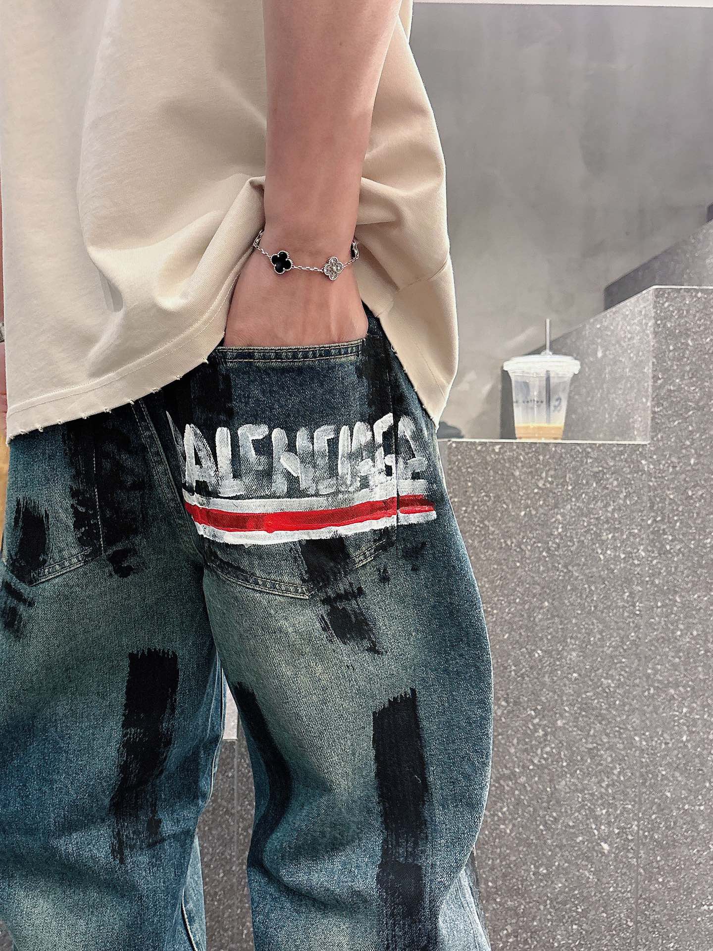 Balenciaga高仿男士牛仔長褲潑墨刷色設計街頭寬鬆潮流款
